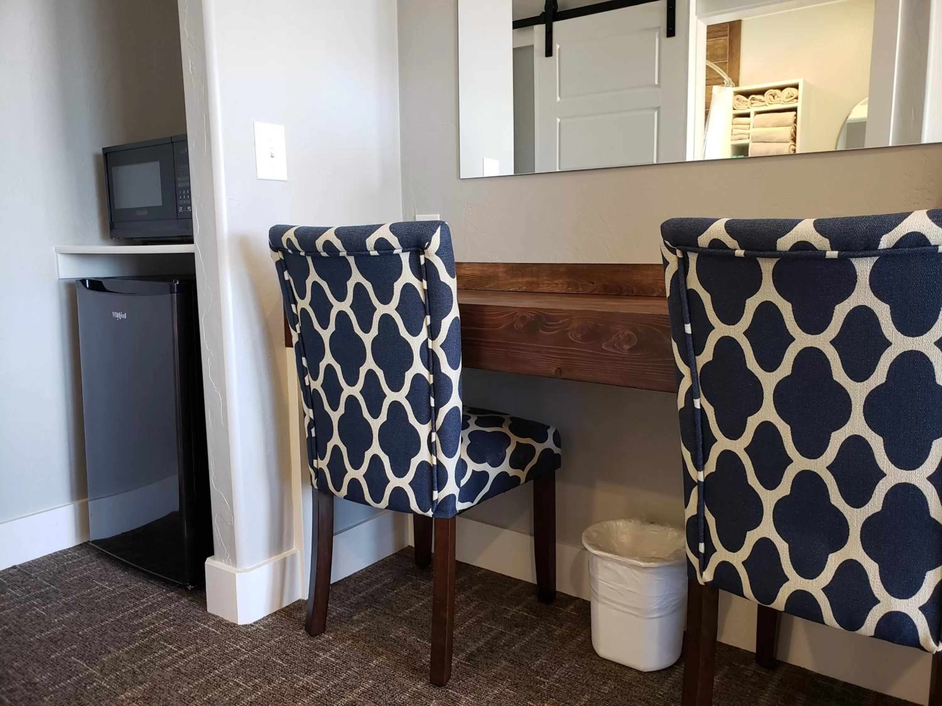 Seating Area in Flaming Gorge Resort