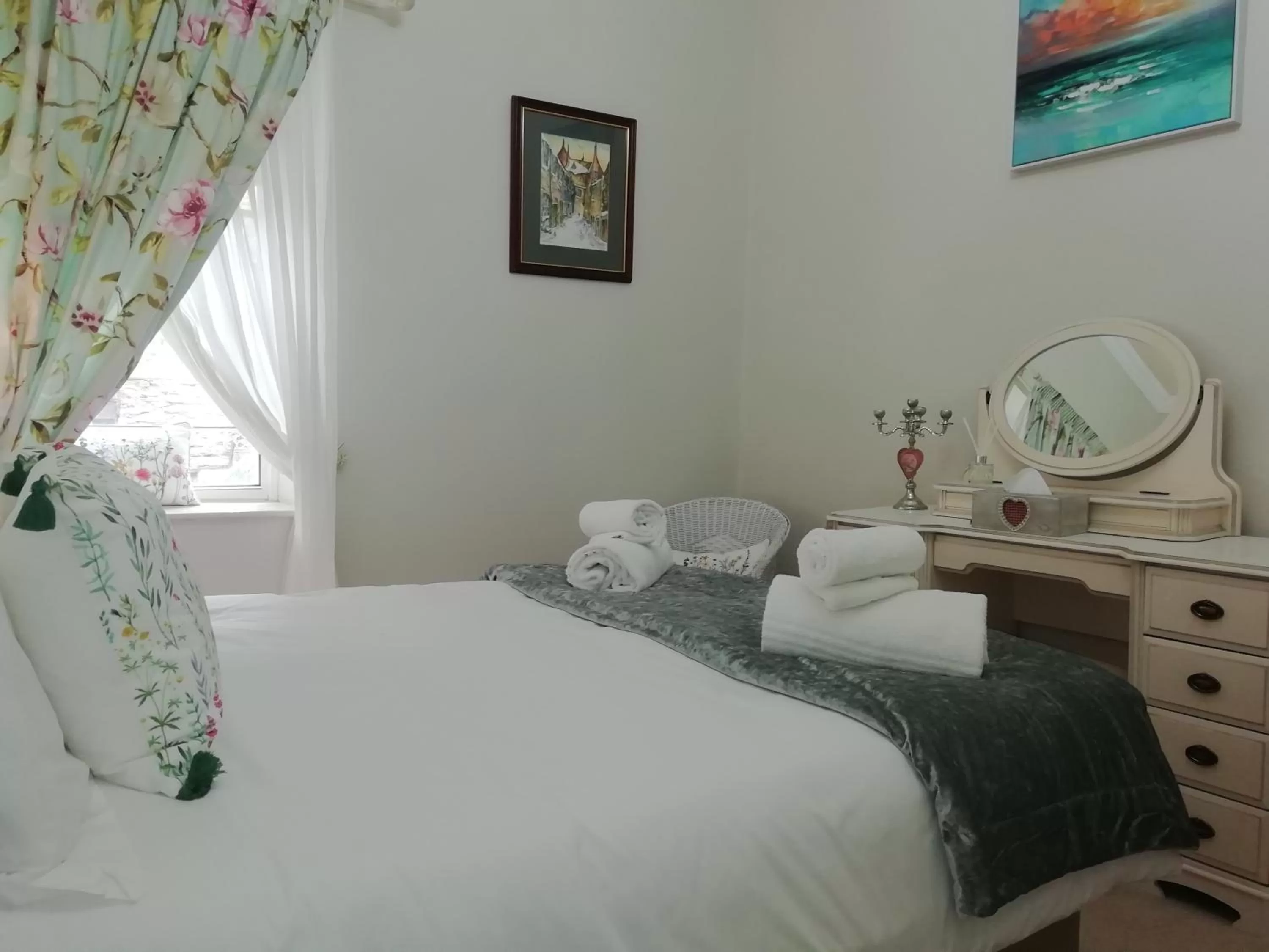 Bedroom, Bed in The Castle House