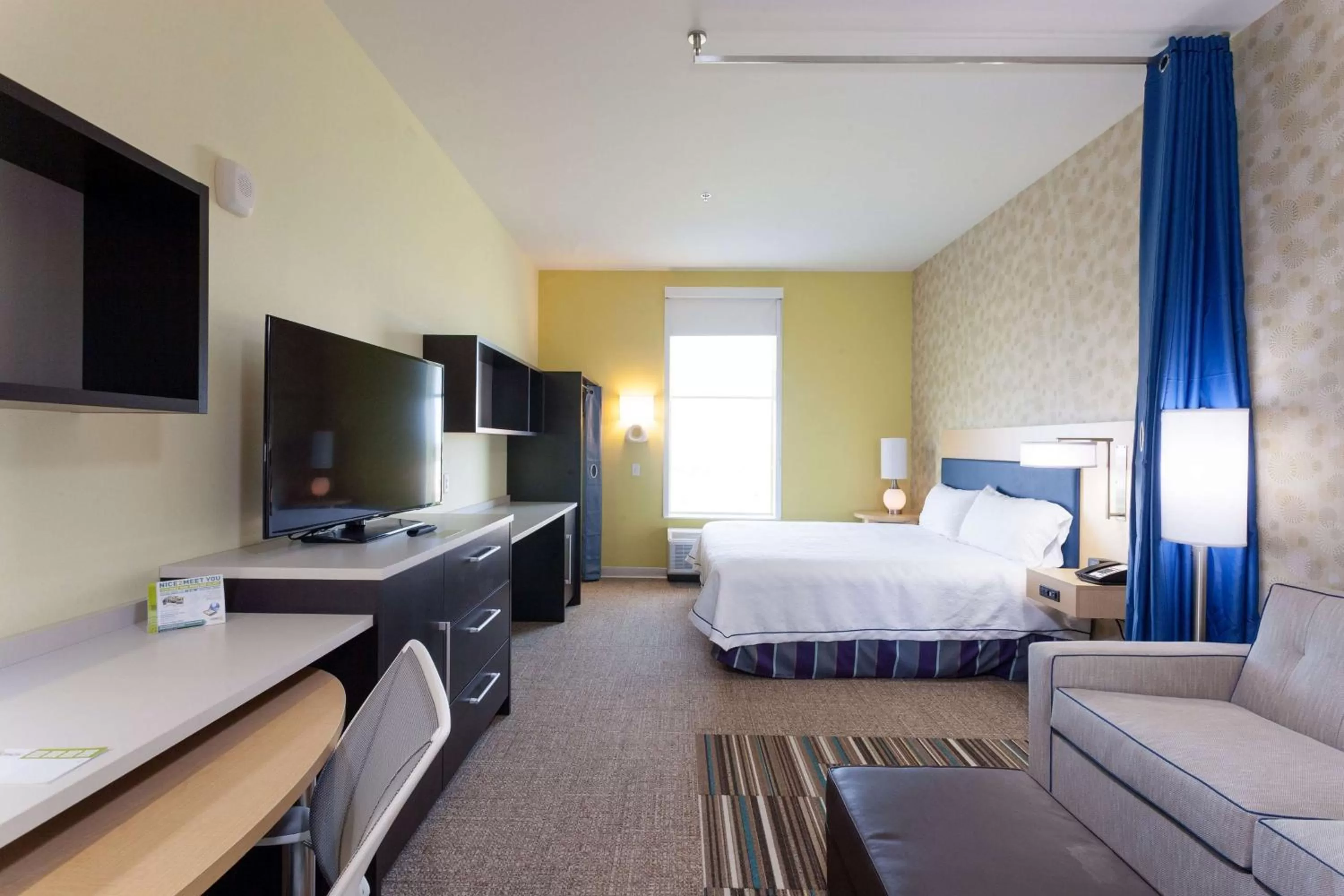 Bedroom, Bed in Home2 Suites by Hilton Brownsville