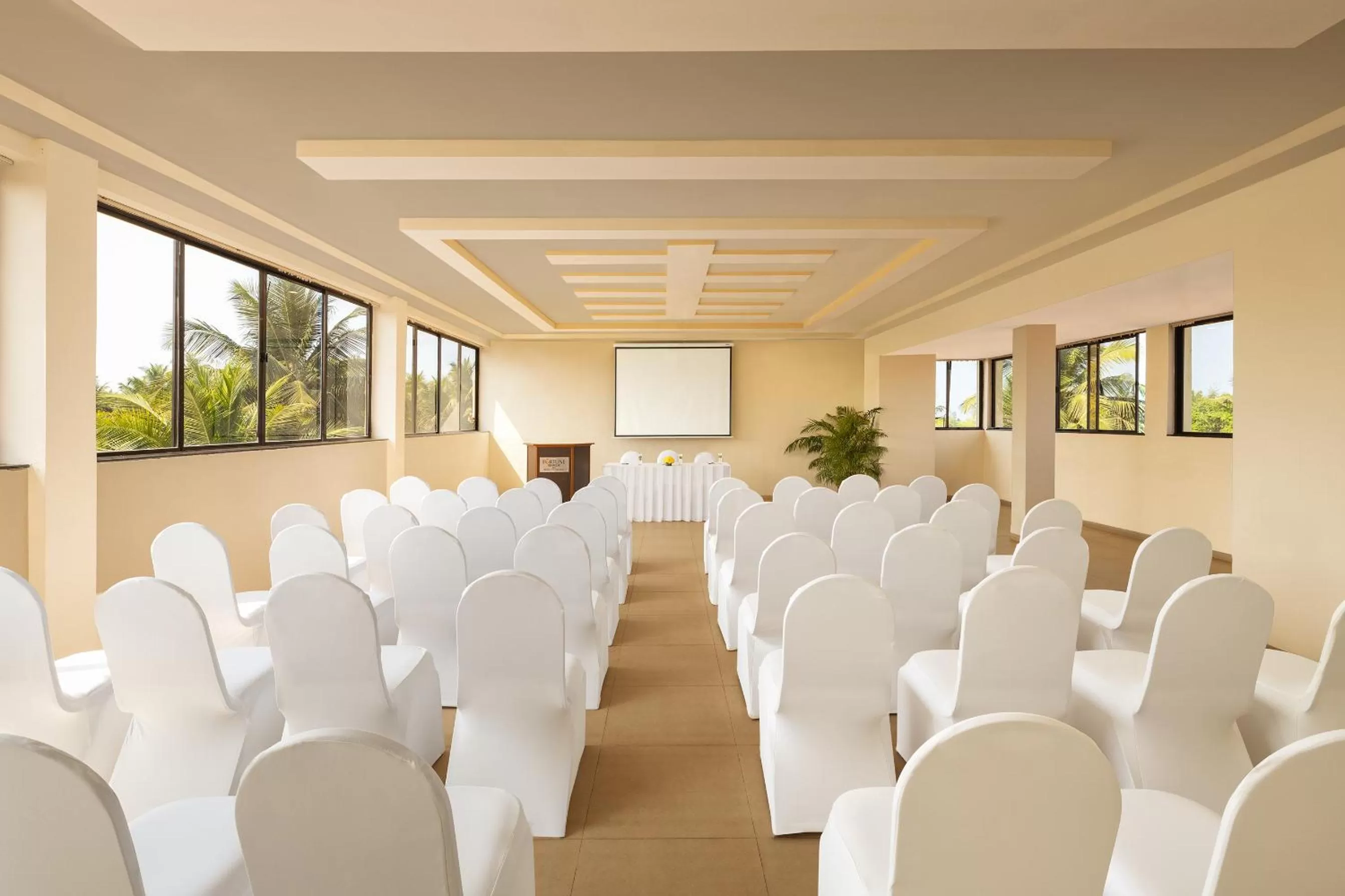 Banquet/Function facilities in Fortune Resort Benaulim Goa - Member ITC Hotels' Group