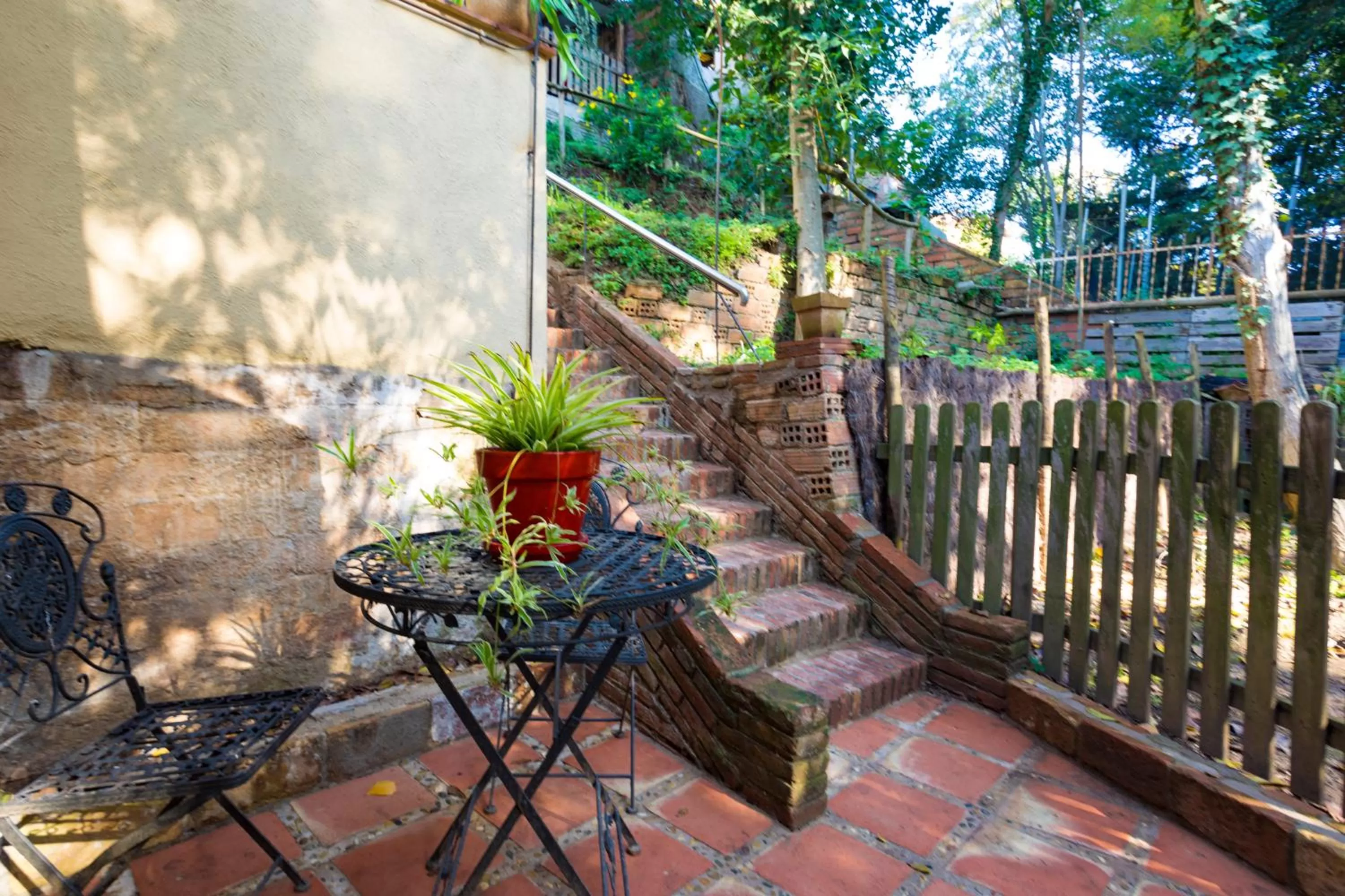 Patio in Hotel Torre Barcelona
