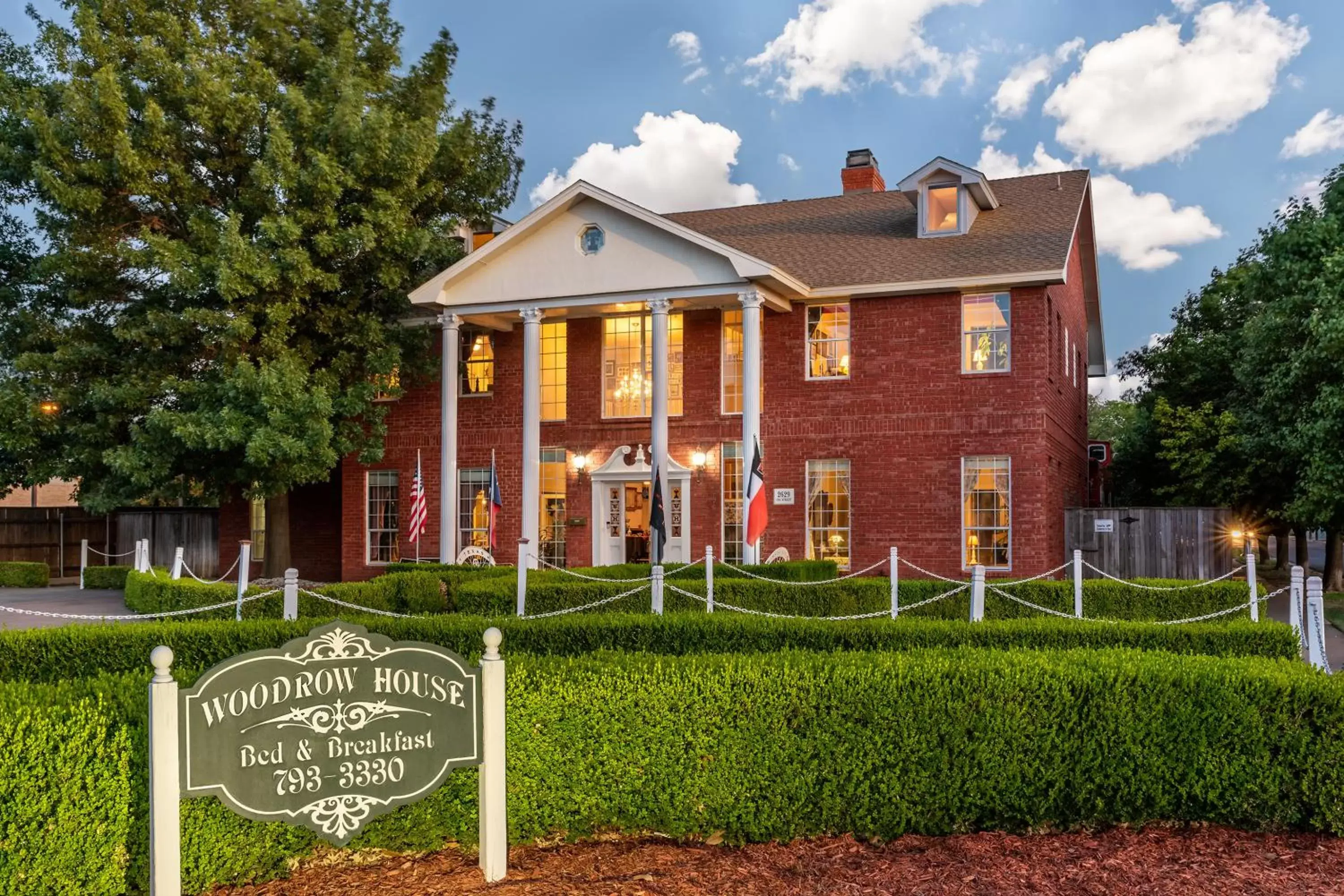 Woodrow House Bed & Breakfast Woodrow House Bed & Breakfast