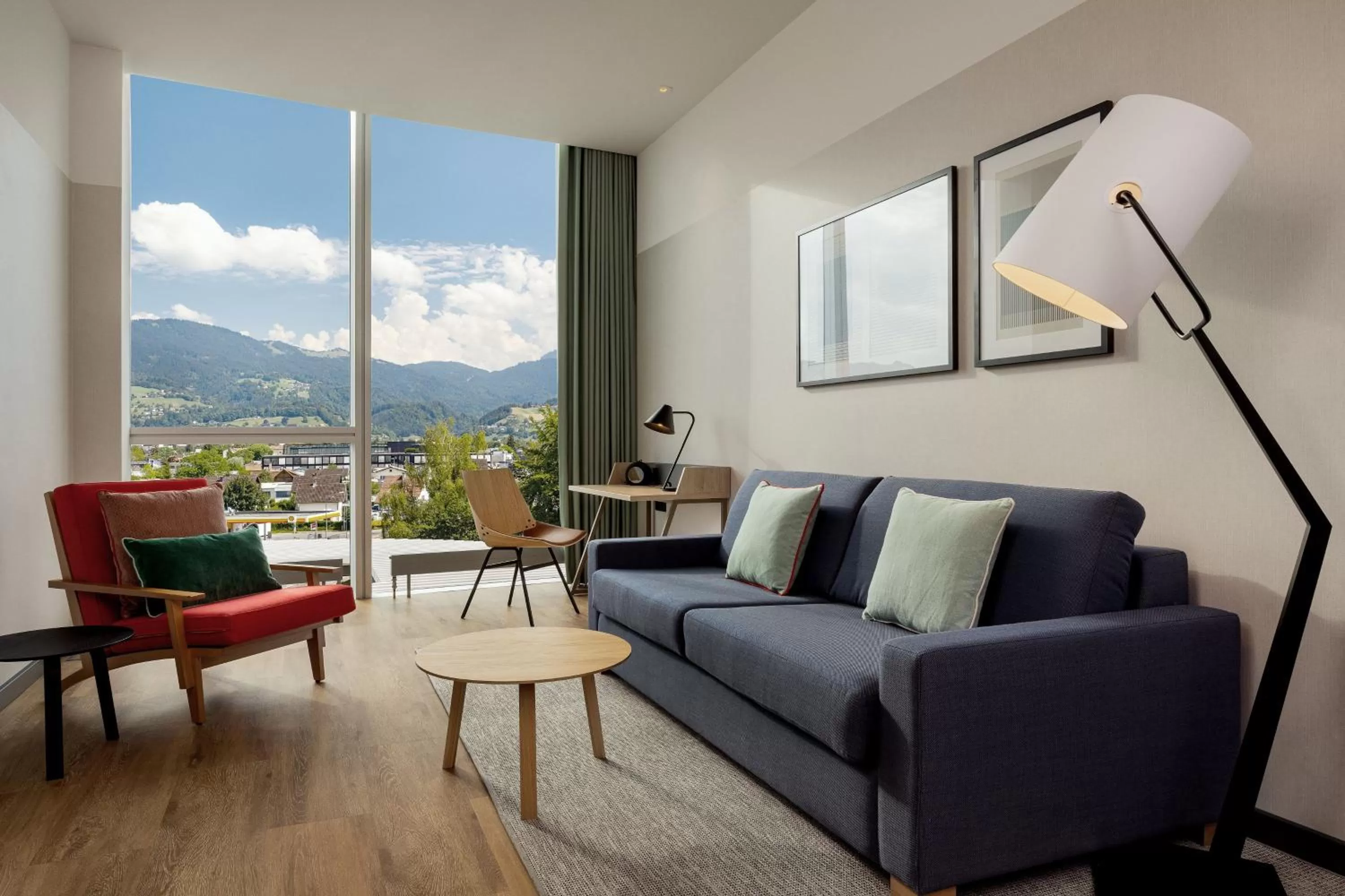Photo of the whole room in Four Points by Sheraton Panoramahaus Dornbirn