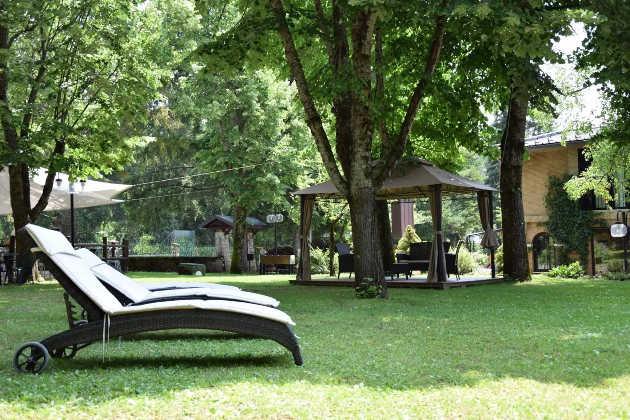 Spring in LH Albergo il Picchio