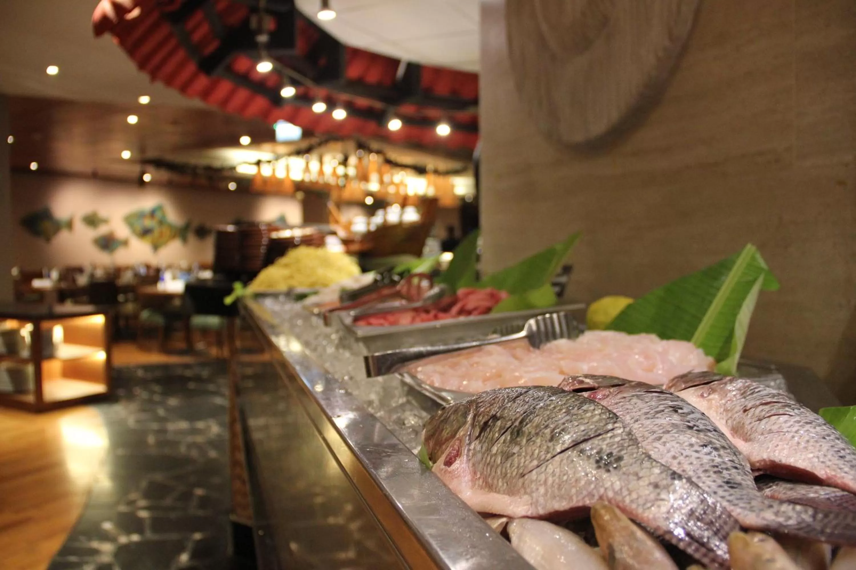 Restaurant/places to eat in Crowne Plaza Dubai Deira by IHG