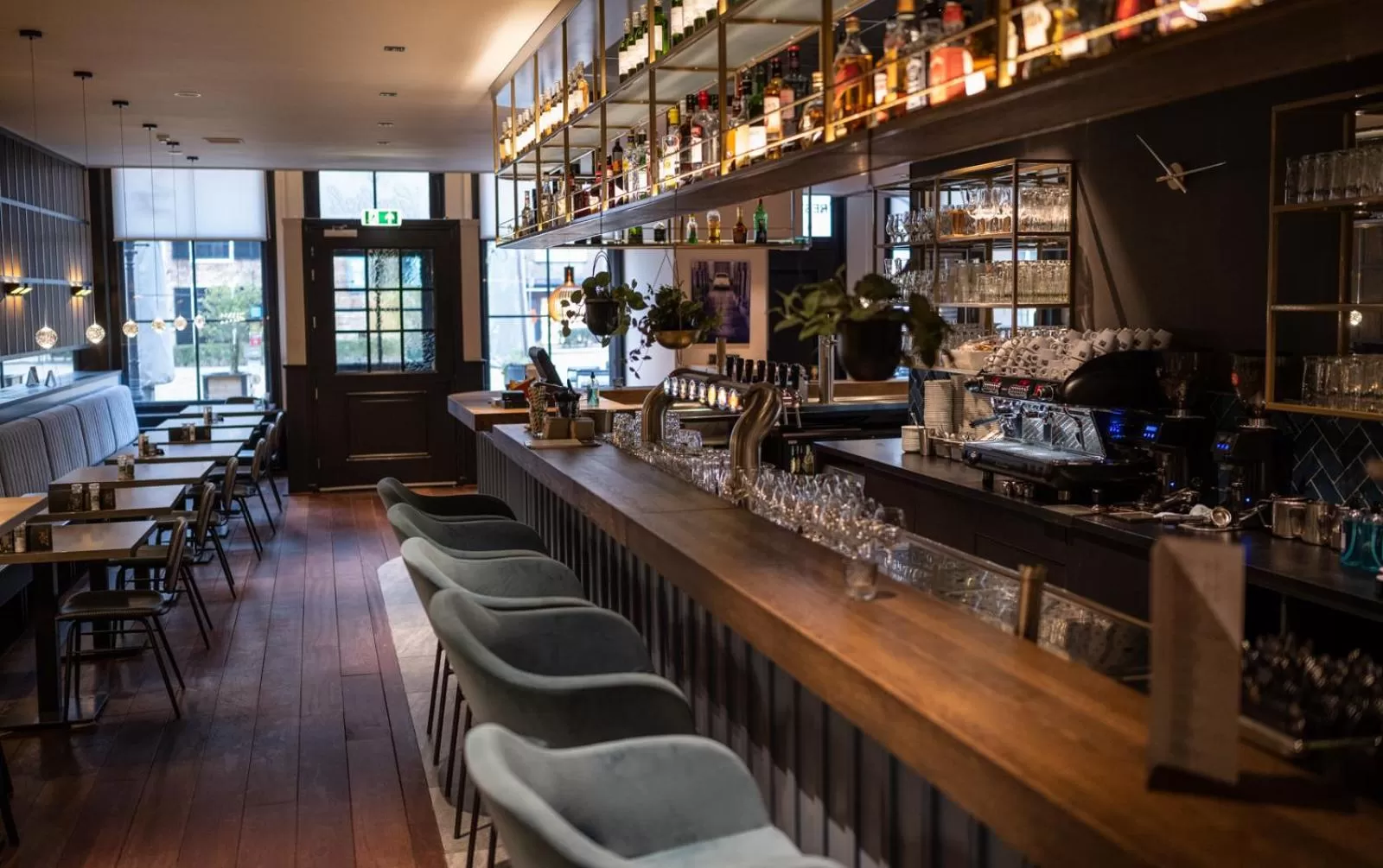 Restaurant/places to eat, Lounge/Bar in Hotel Grandcafe De Doelen