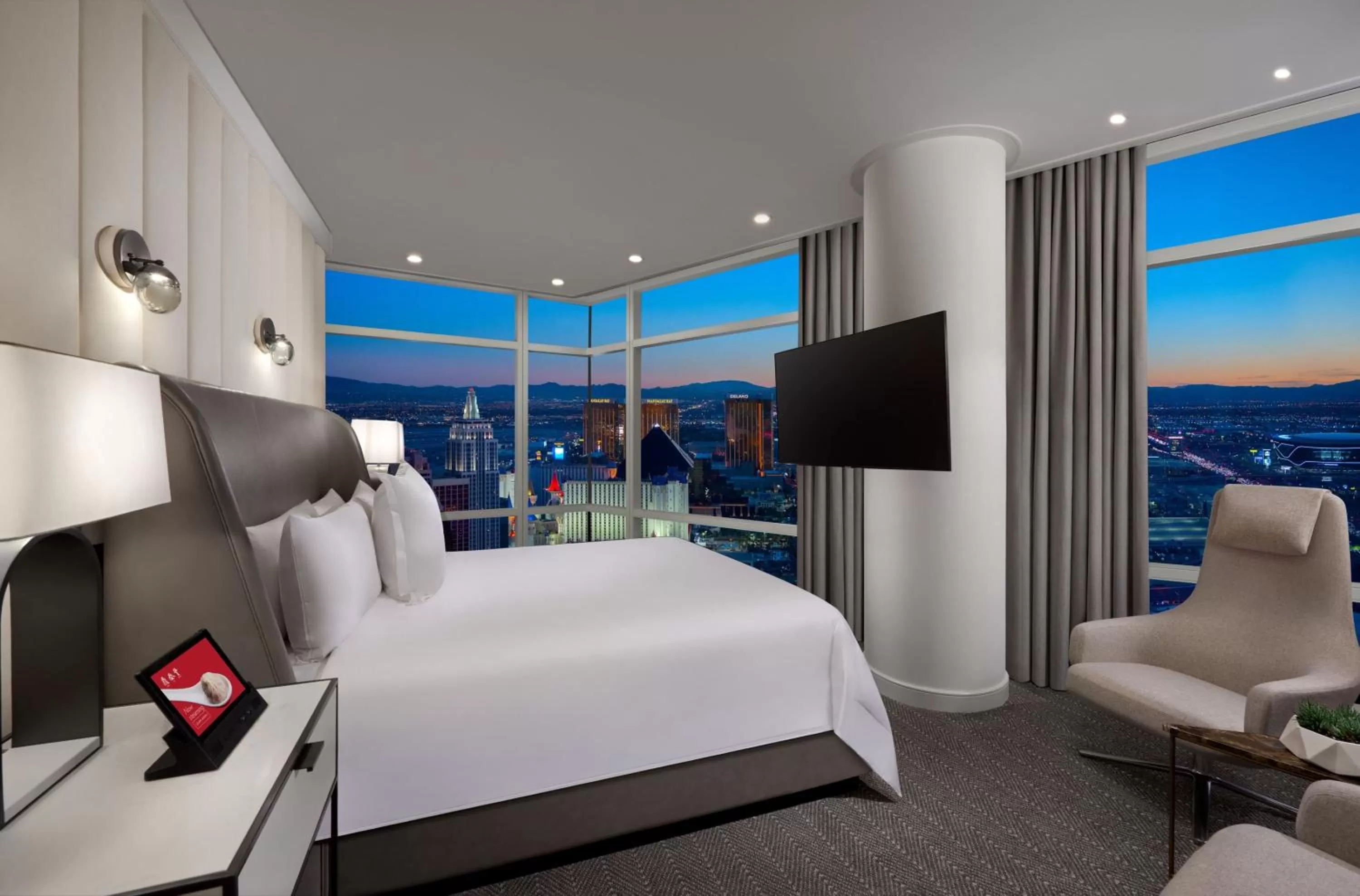 Bedroom, Bed in ARIA Resort & Casino