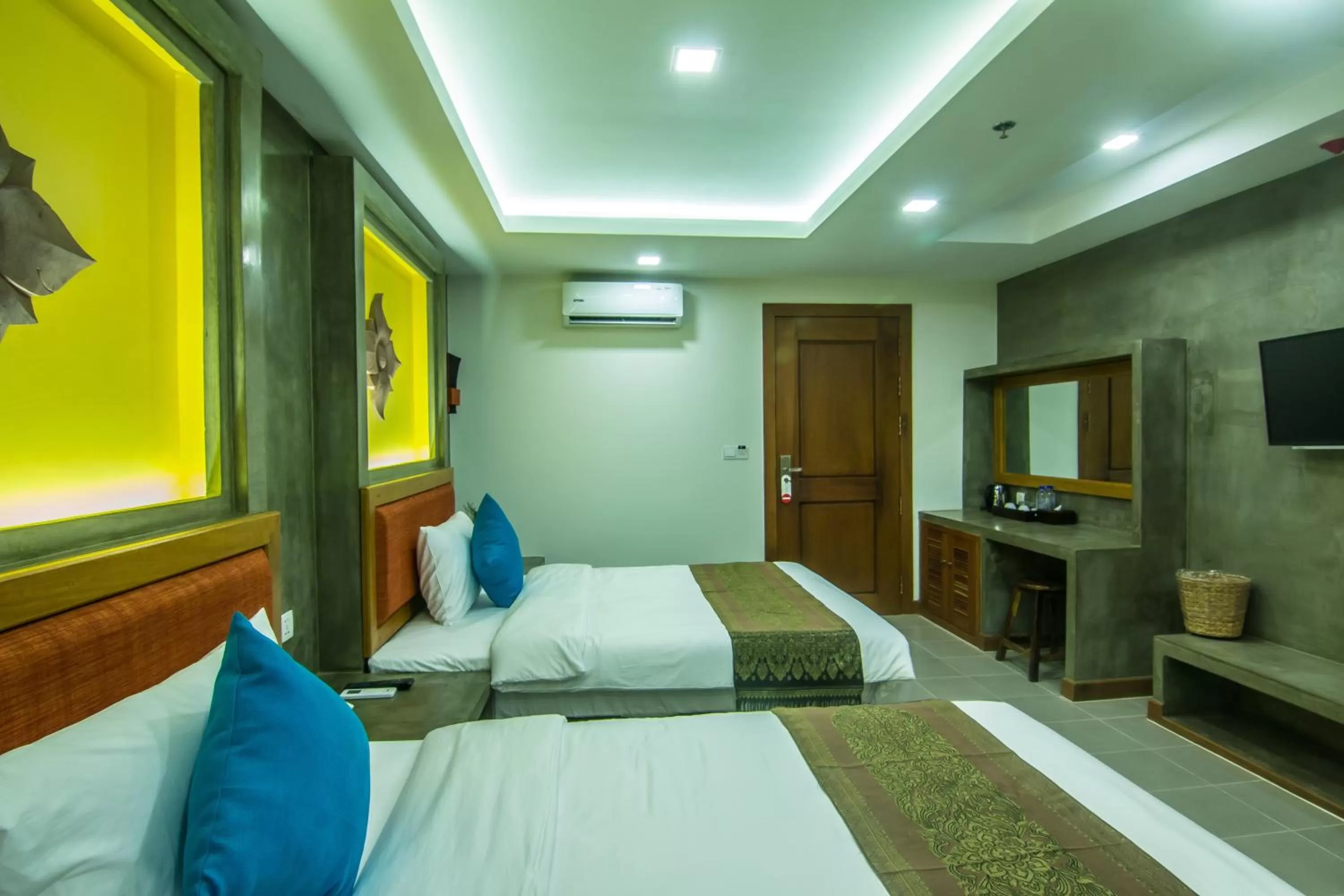 Shower, Bed in Chhay Long Angkor Boutique Hotel Siem Reap