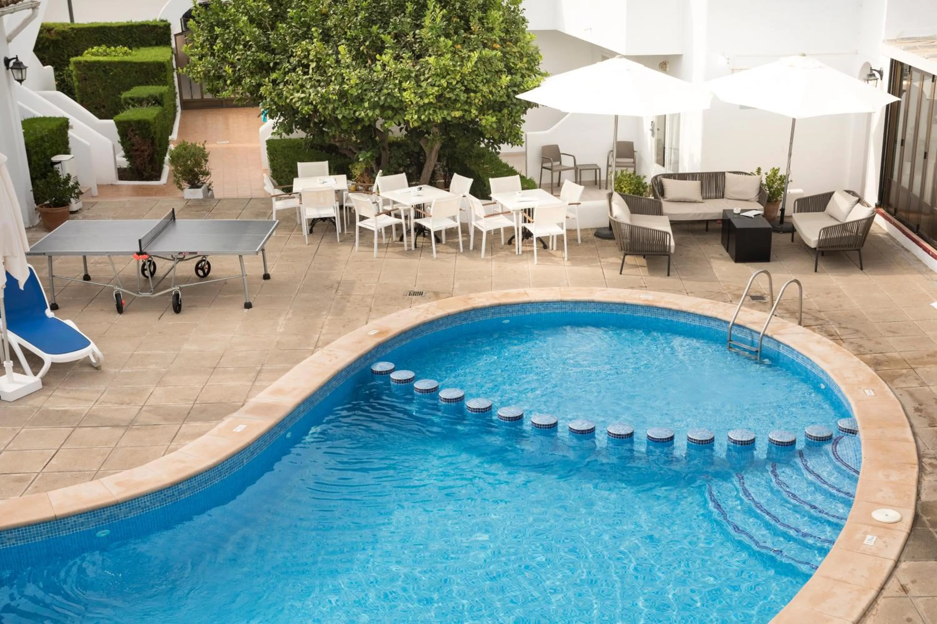 Swimming pool in Hotel d'Or