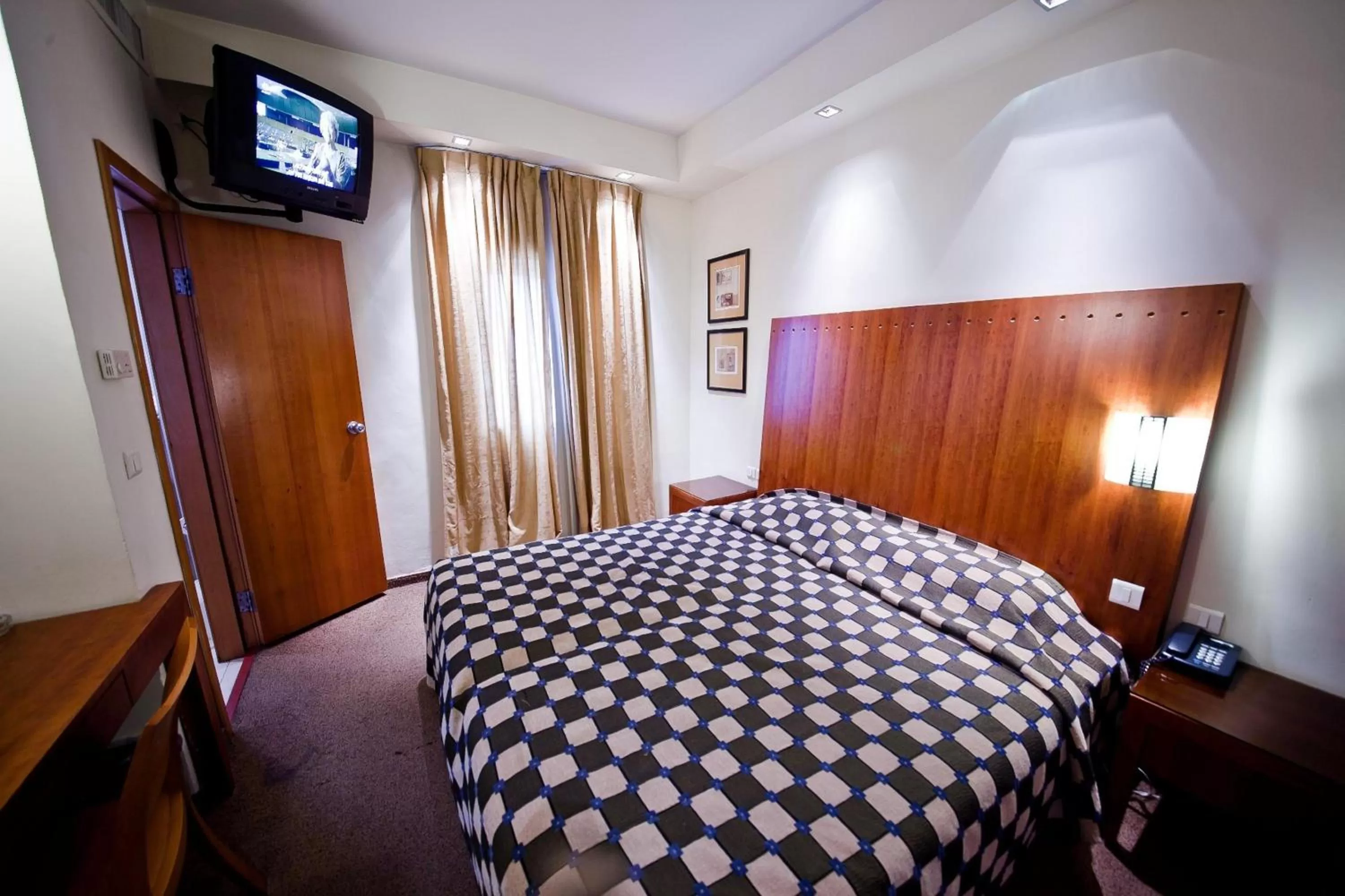 Bedroom, Bed in SeaNet Hotel By AFI Hotels
