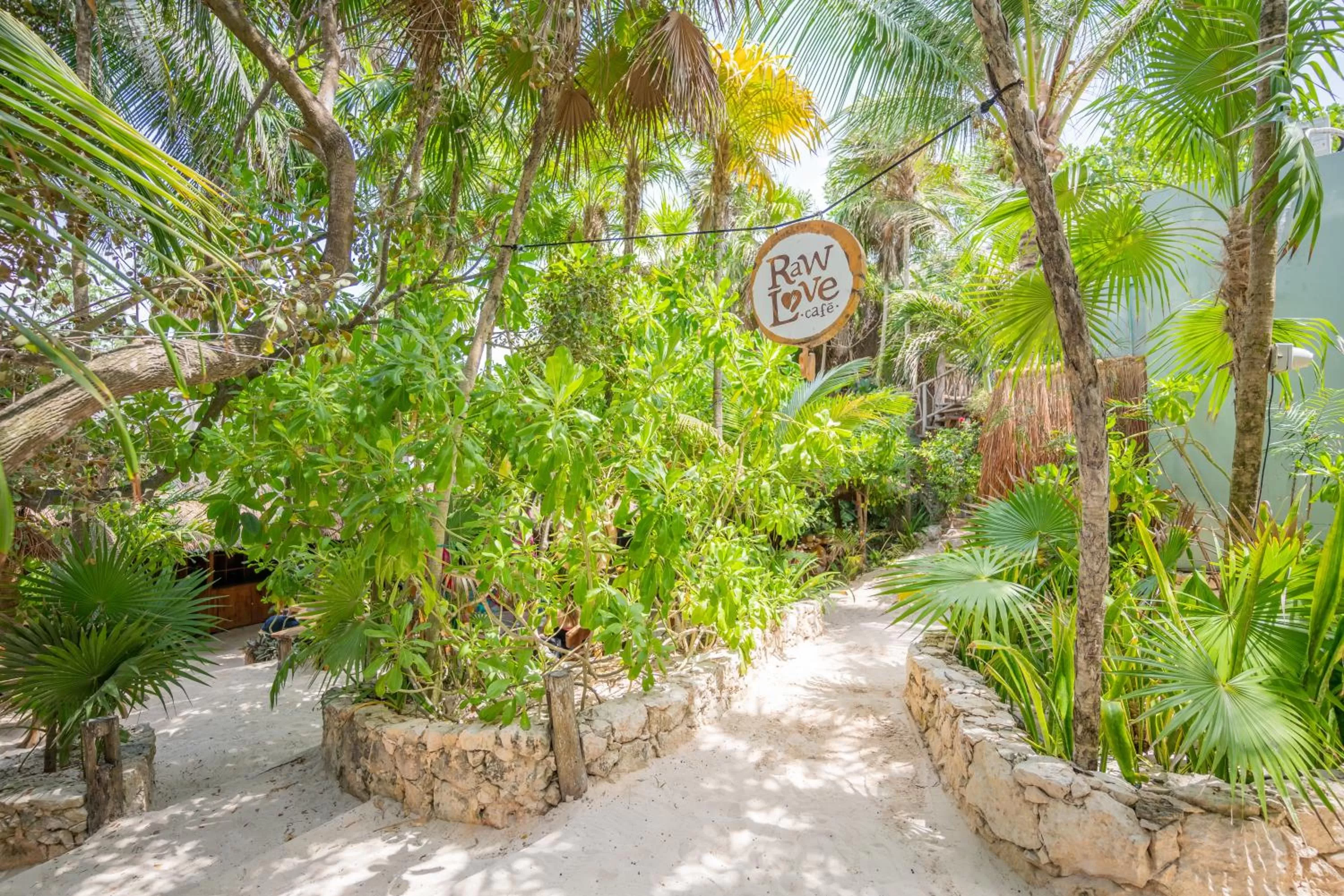 Ahau Tulum - Beachfront Hotel
