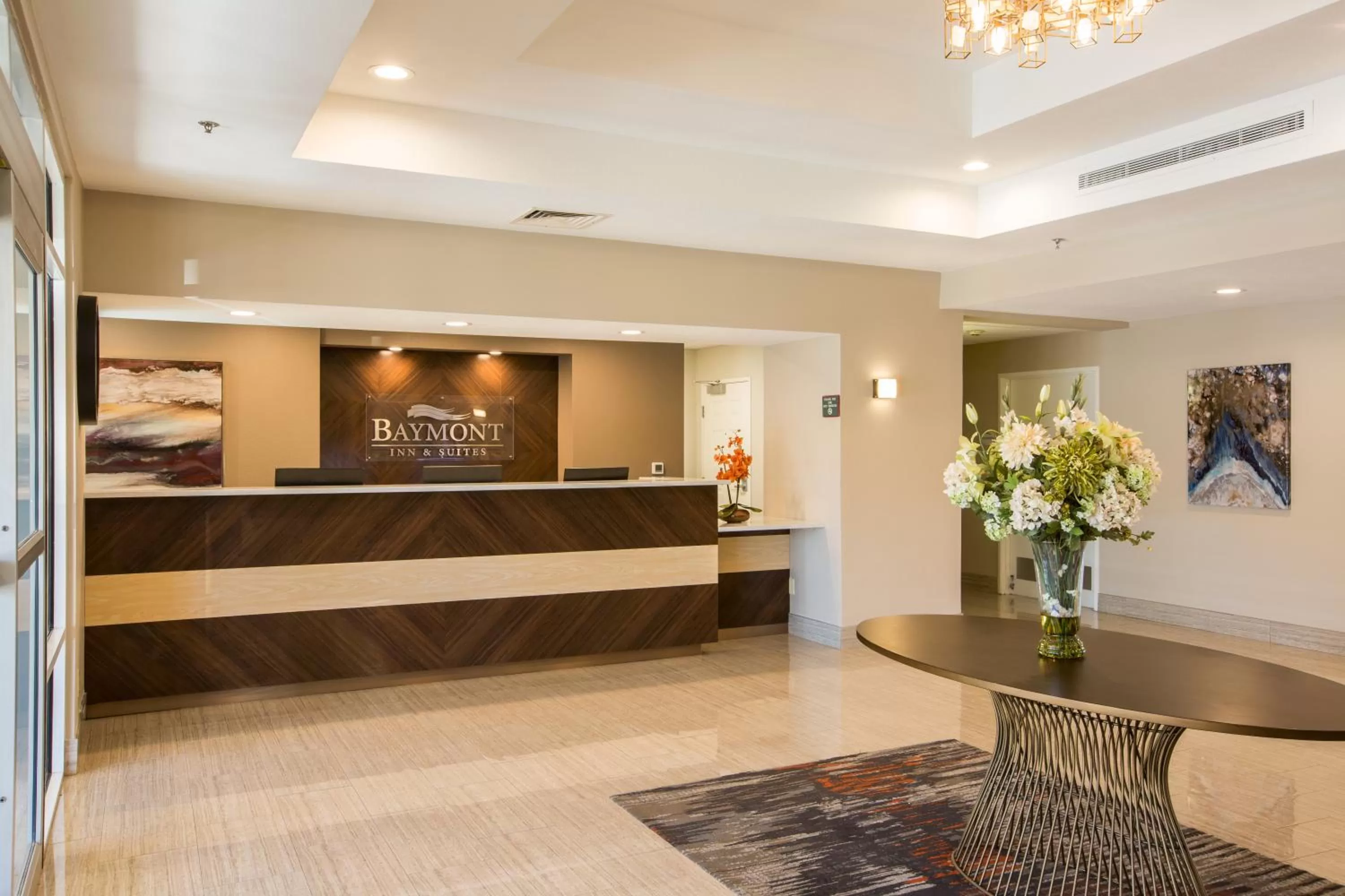 Lobby or reception in Baymont by Wyndham Albuquerque Airport