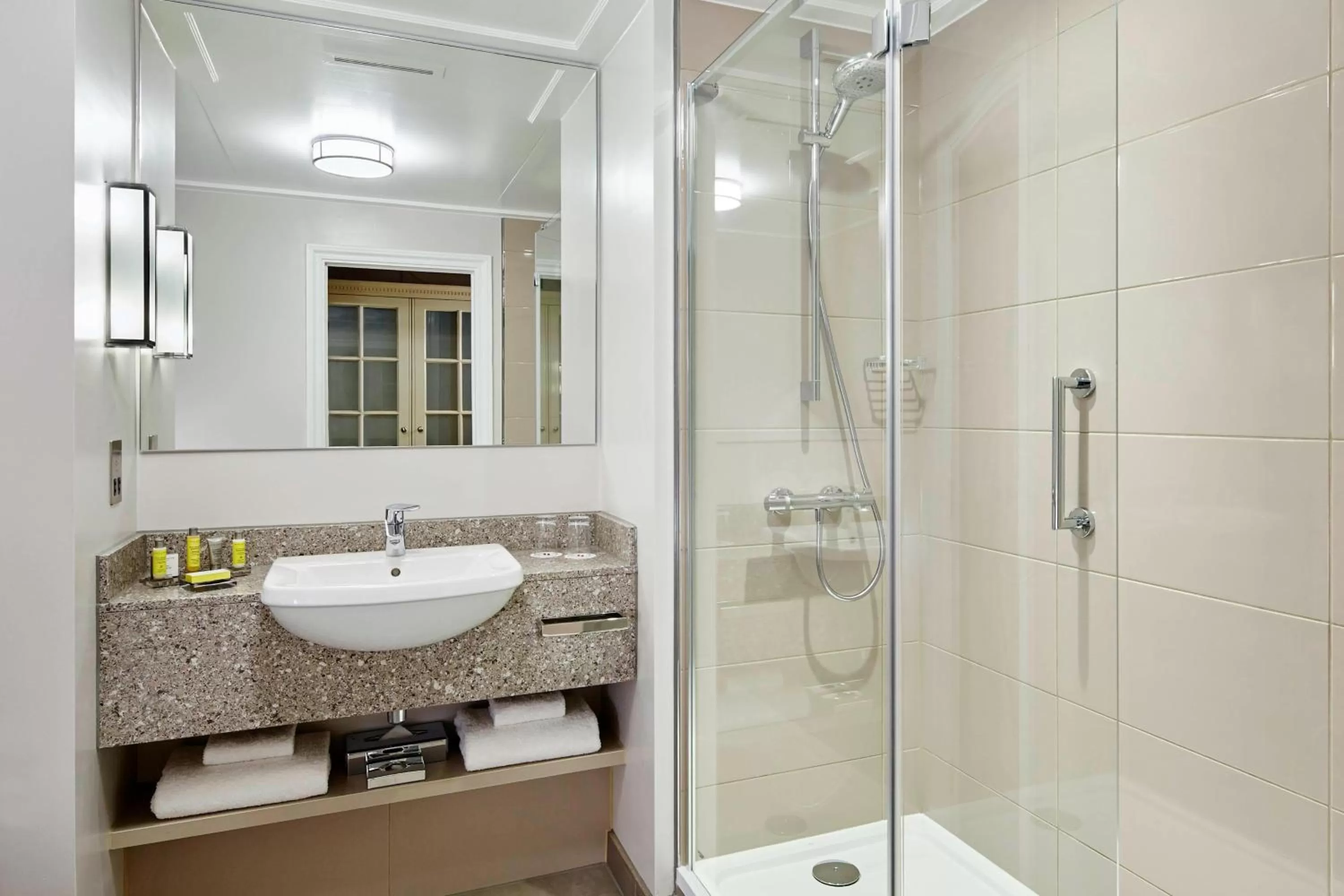 Bathroom in Bristol Marriott Royal Hotel