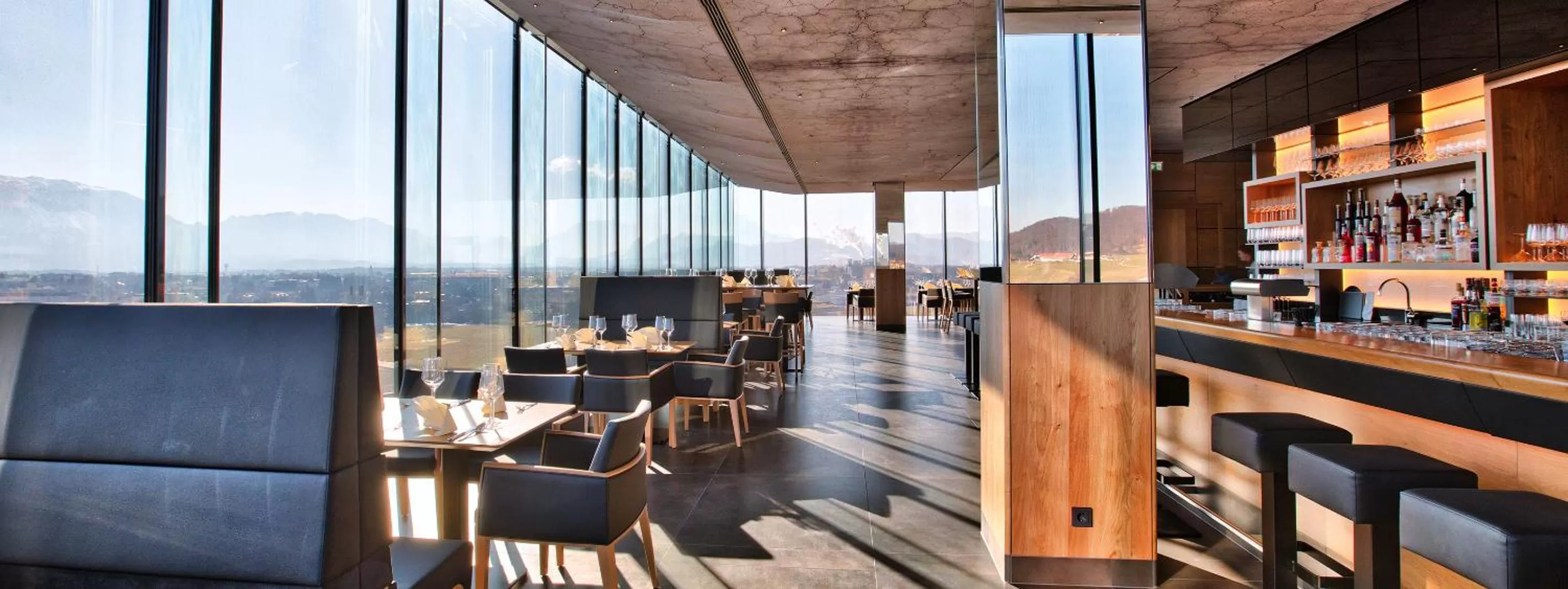 Lounge or bar in COOL MAMA Hotel Salzburg