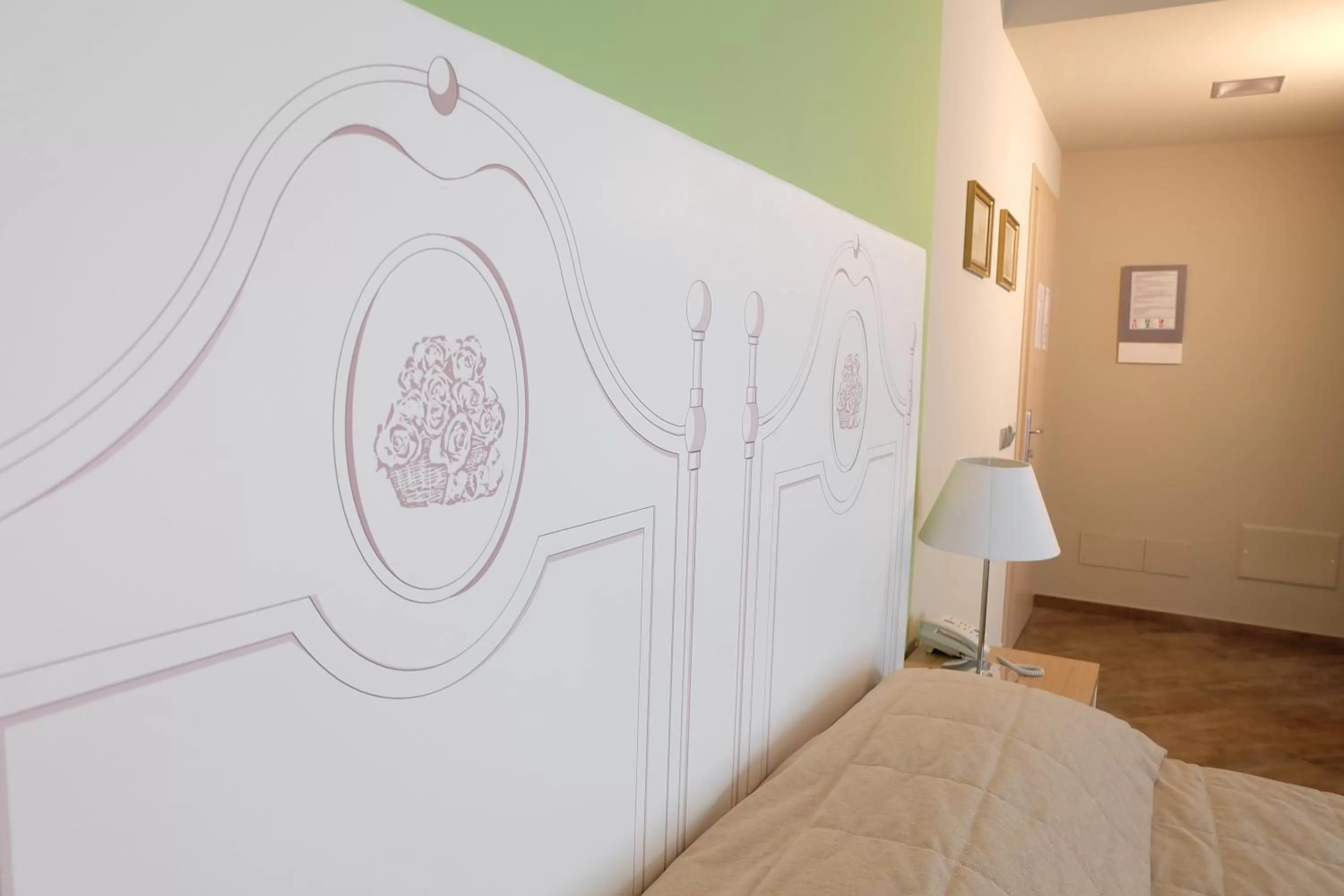 Decorative detail, Bed in Hotel Monteverde