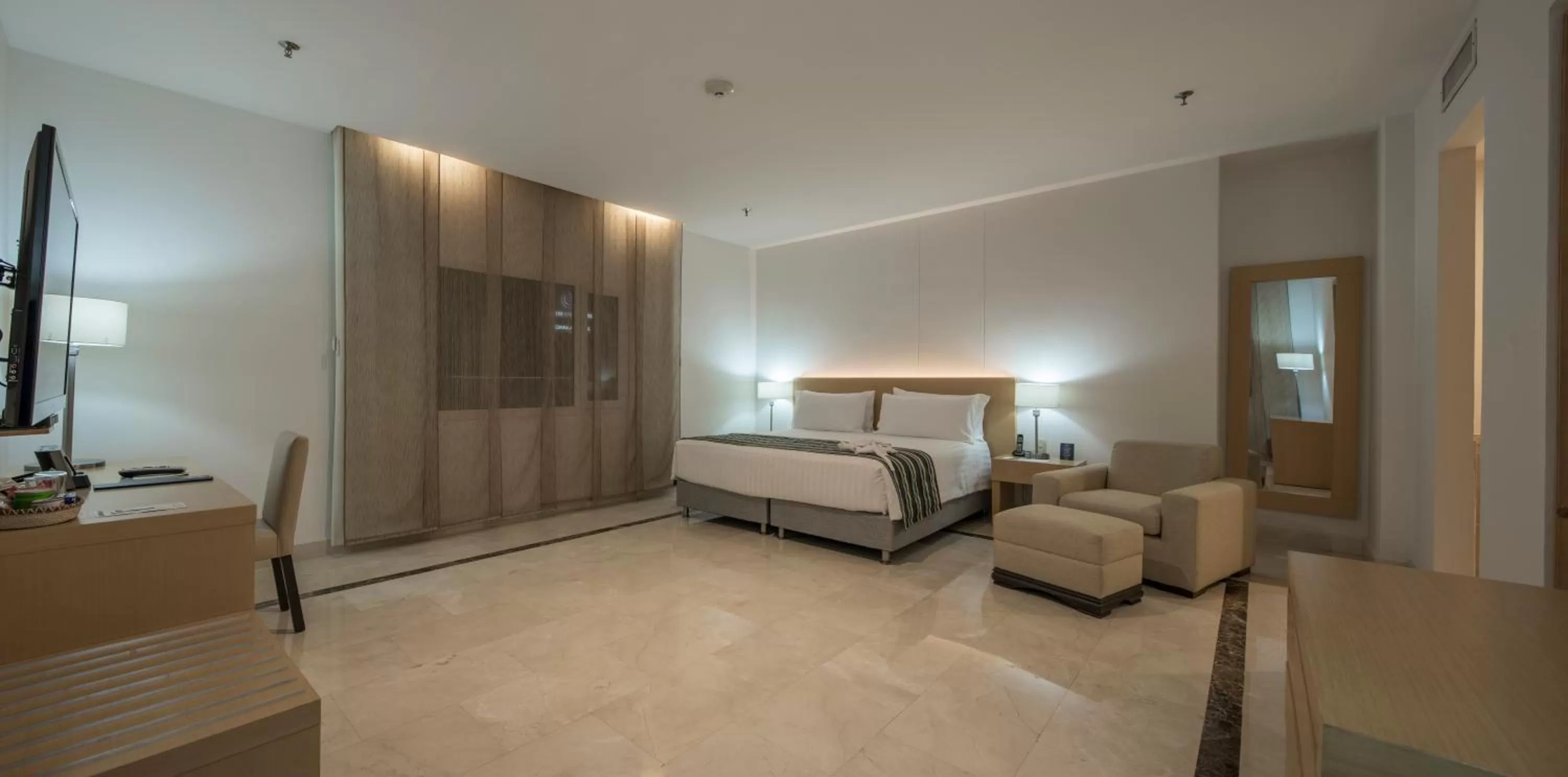 Photo of the whole room, Bed in Hotel Dann Carlton Barranquilla y Centro de Convenciones