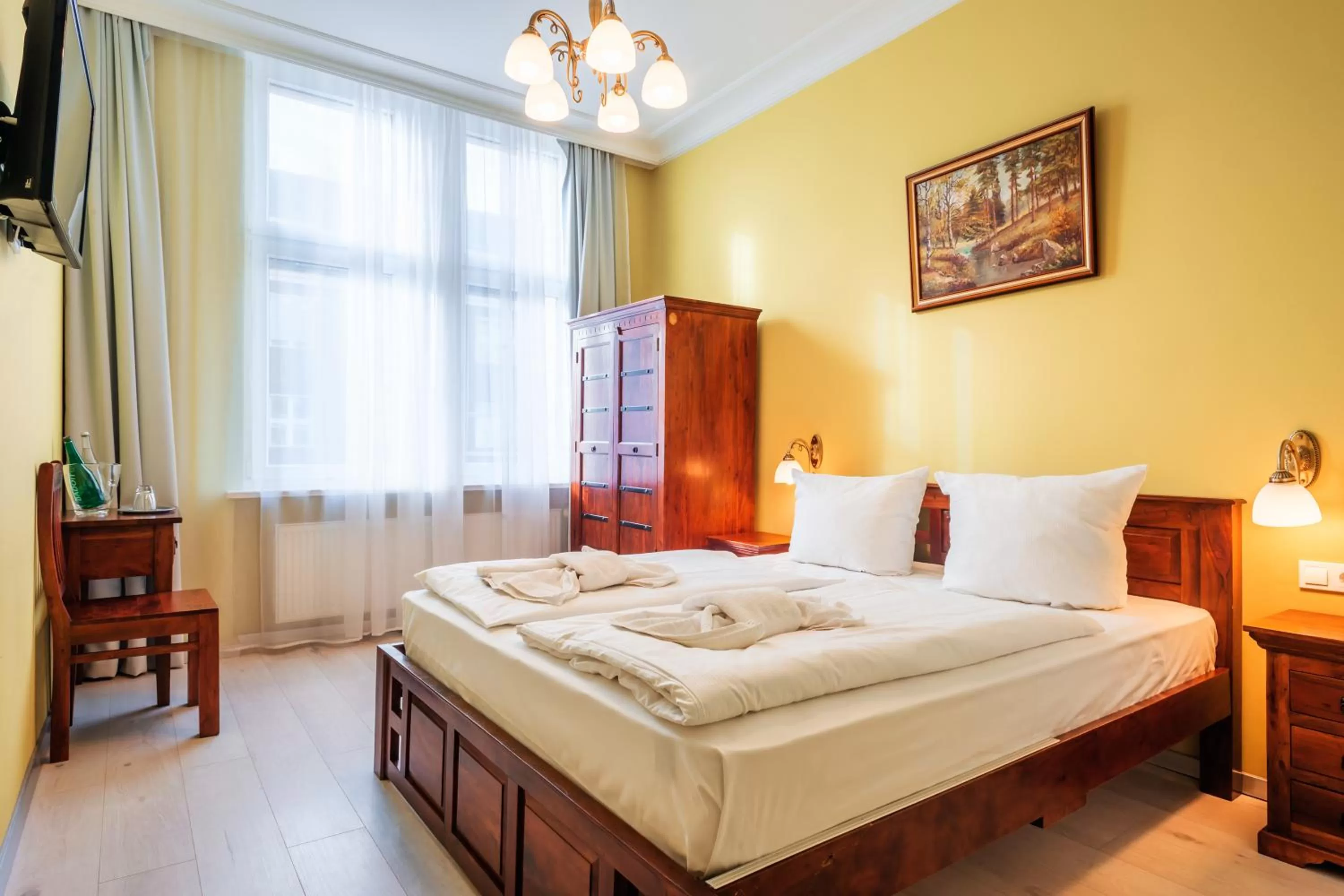 Bed in Hotel BELLEVUE am Kurfürstendamm