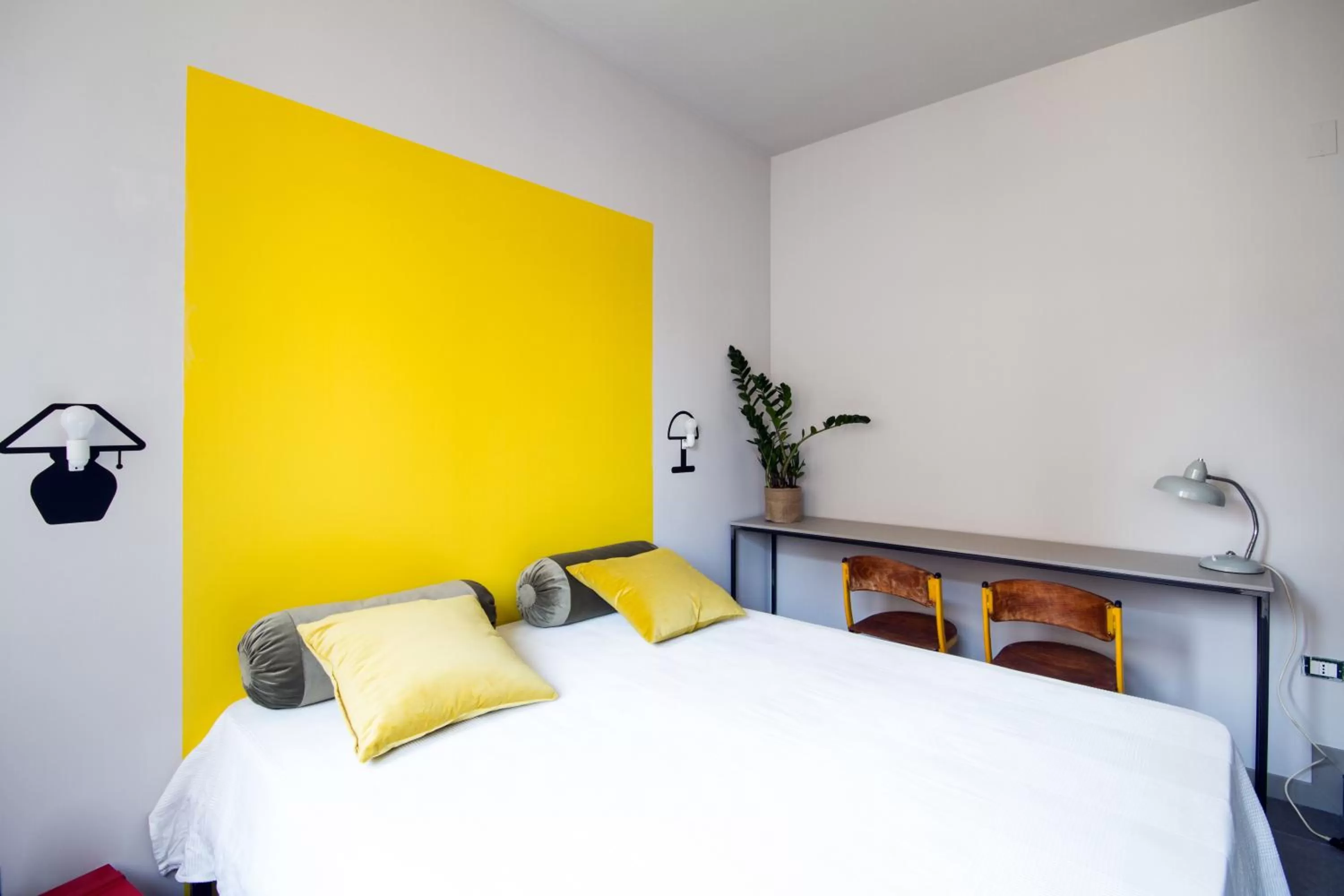 Photo of the whole room, Bed in Cassaro261