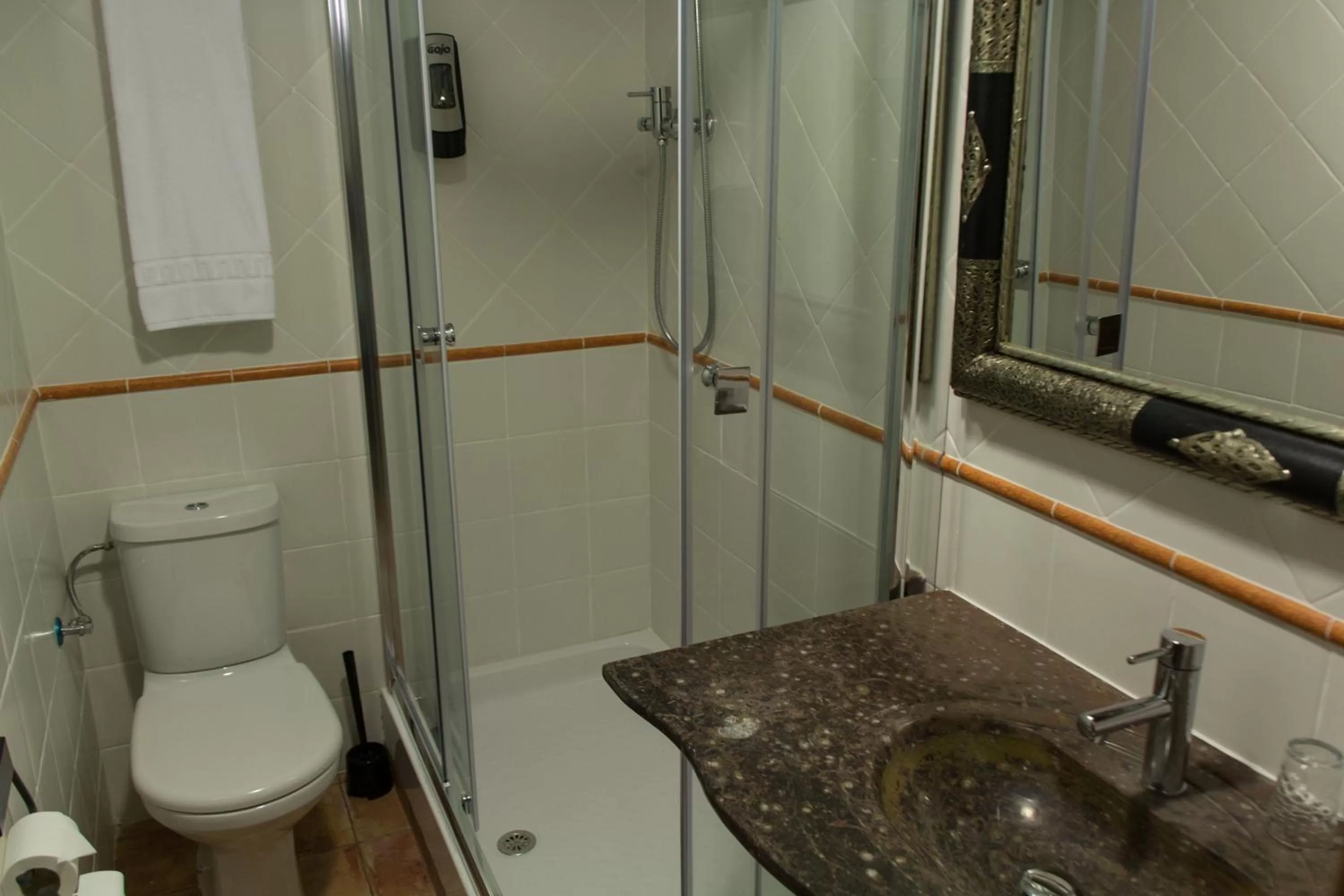 Bathroom in Hotel Plaza