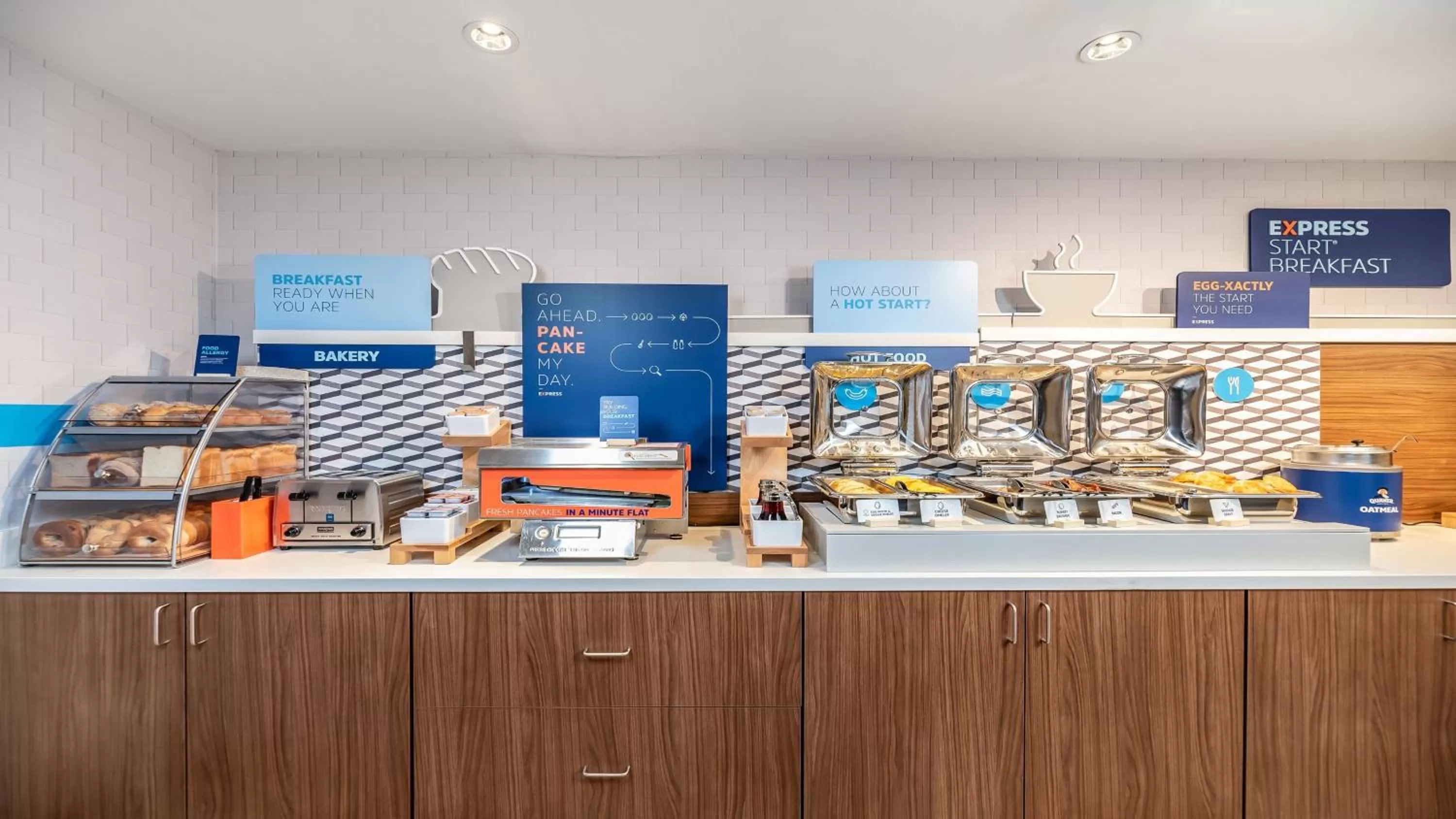 Restaurant/places to eat in Holiday Inn Express Fremont - Milpitas Central by IHG