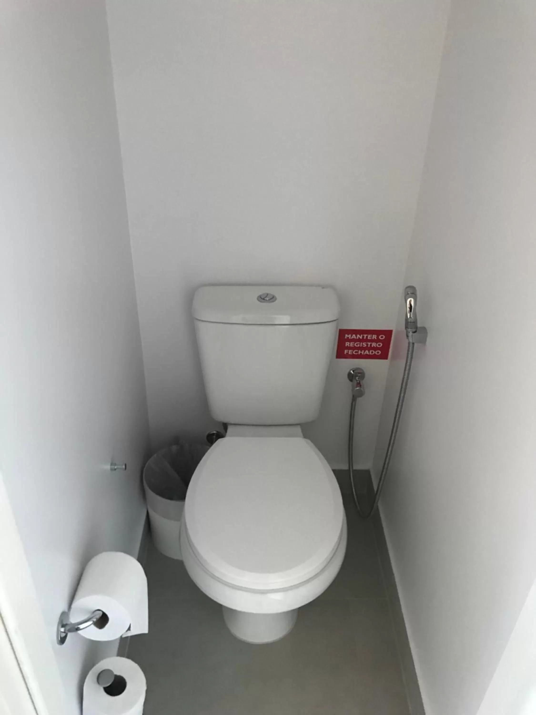 Toilet in ibis budget Parauapebas