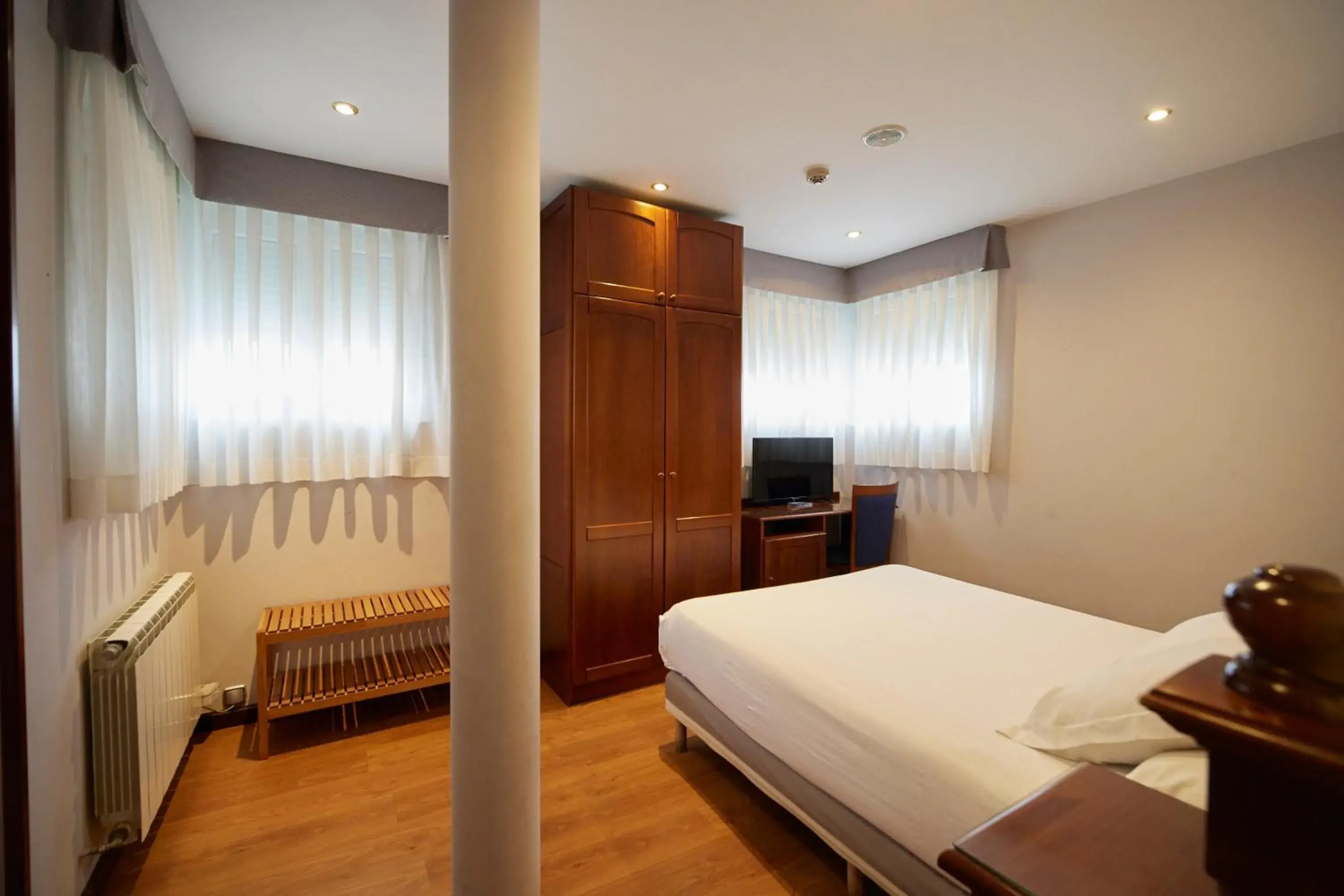 Double Room - single occupancy in Hotel Villalegre Double Room - single occupancy in Hotel Villalegre