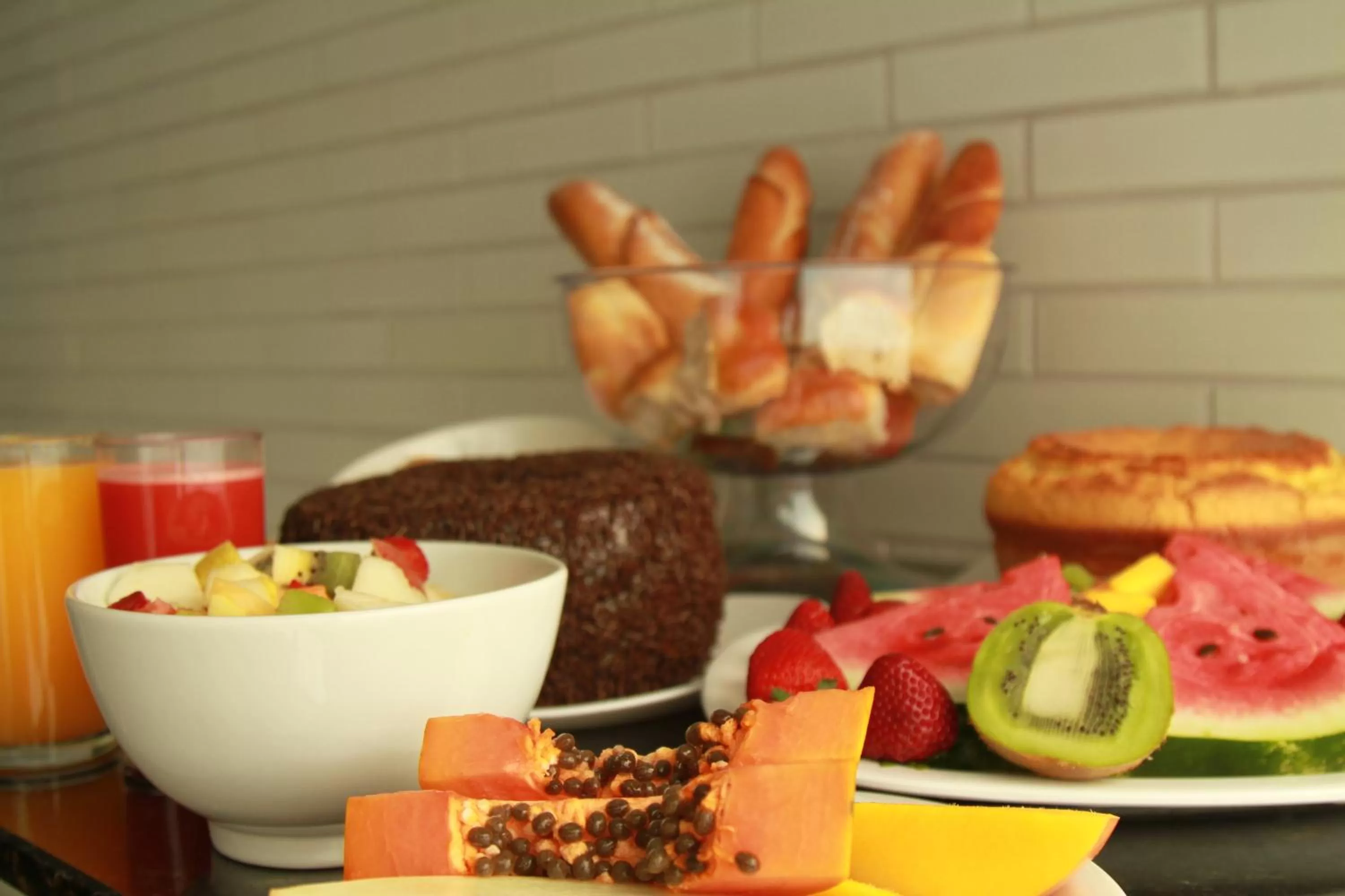 Buffet breakfast in Hotel Confiance Batel