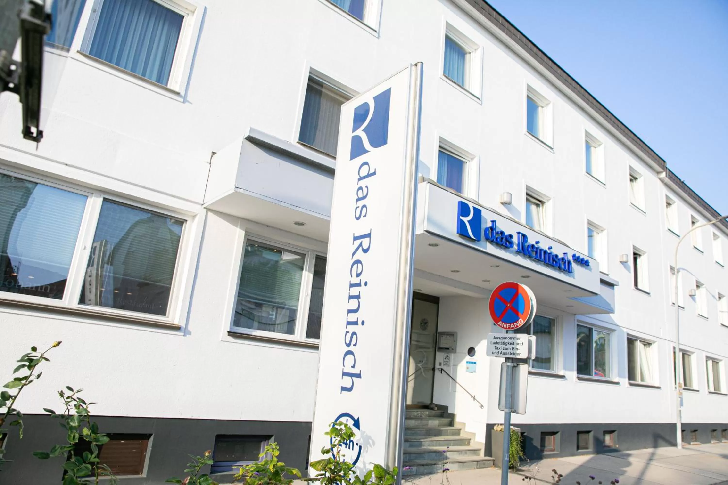 Property building in Das Reinisch Hotel - near Vienna Airport