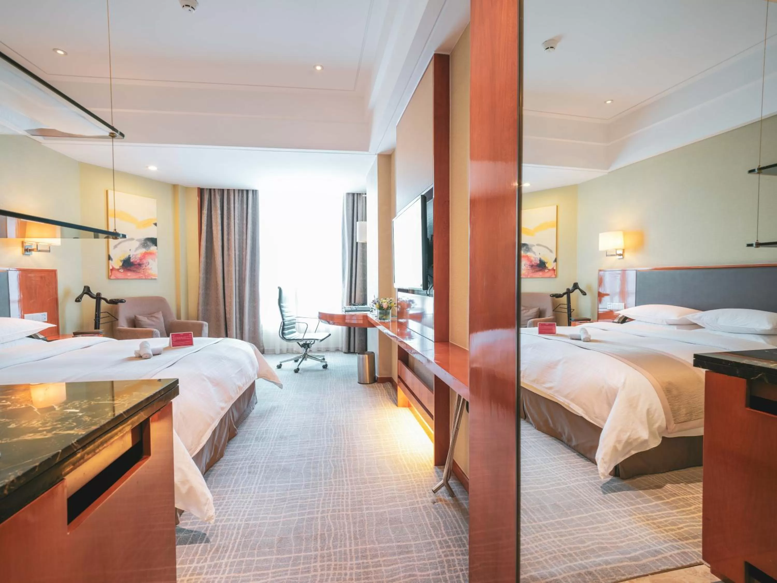 Bed in Ramada Plaza Shanghai Pudong Airport - 3 mins to PVG depature floor & check entrance with hotel shuttle