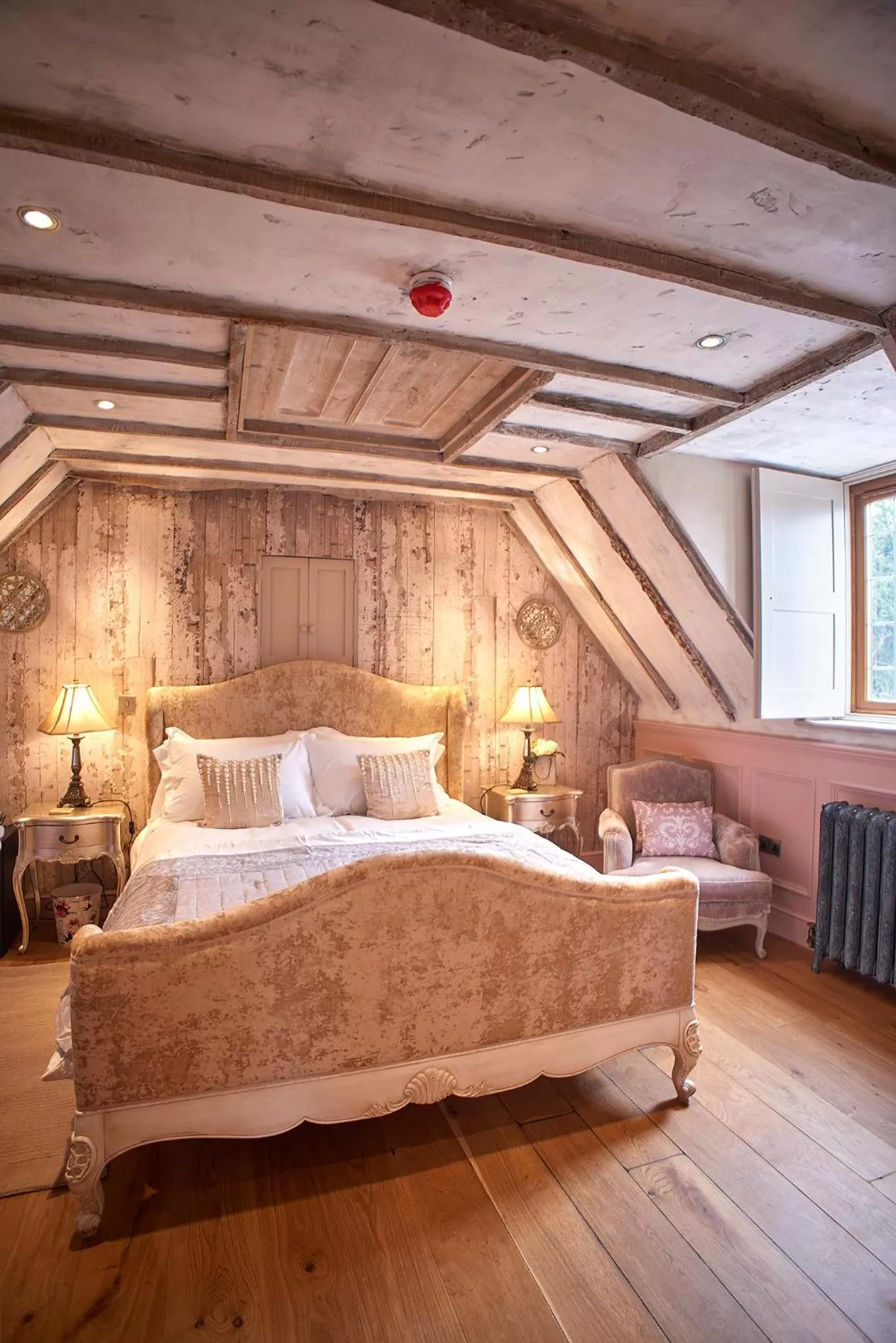 Bed in The Broad Leys