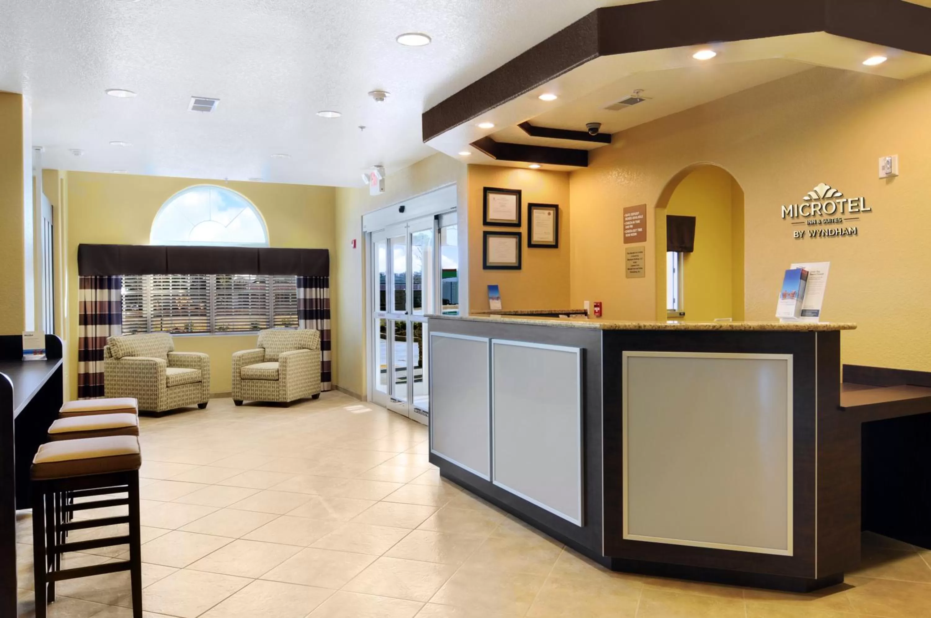 Lobby or reception in Microtel Inn & Suites - Cartersville