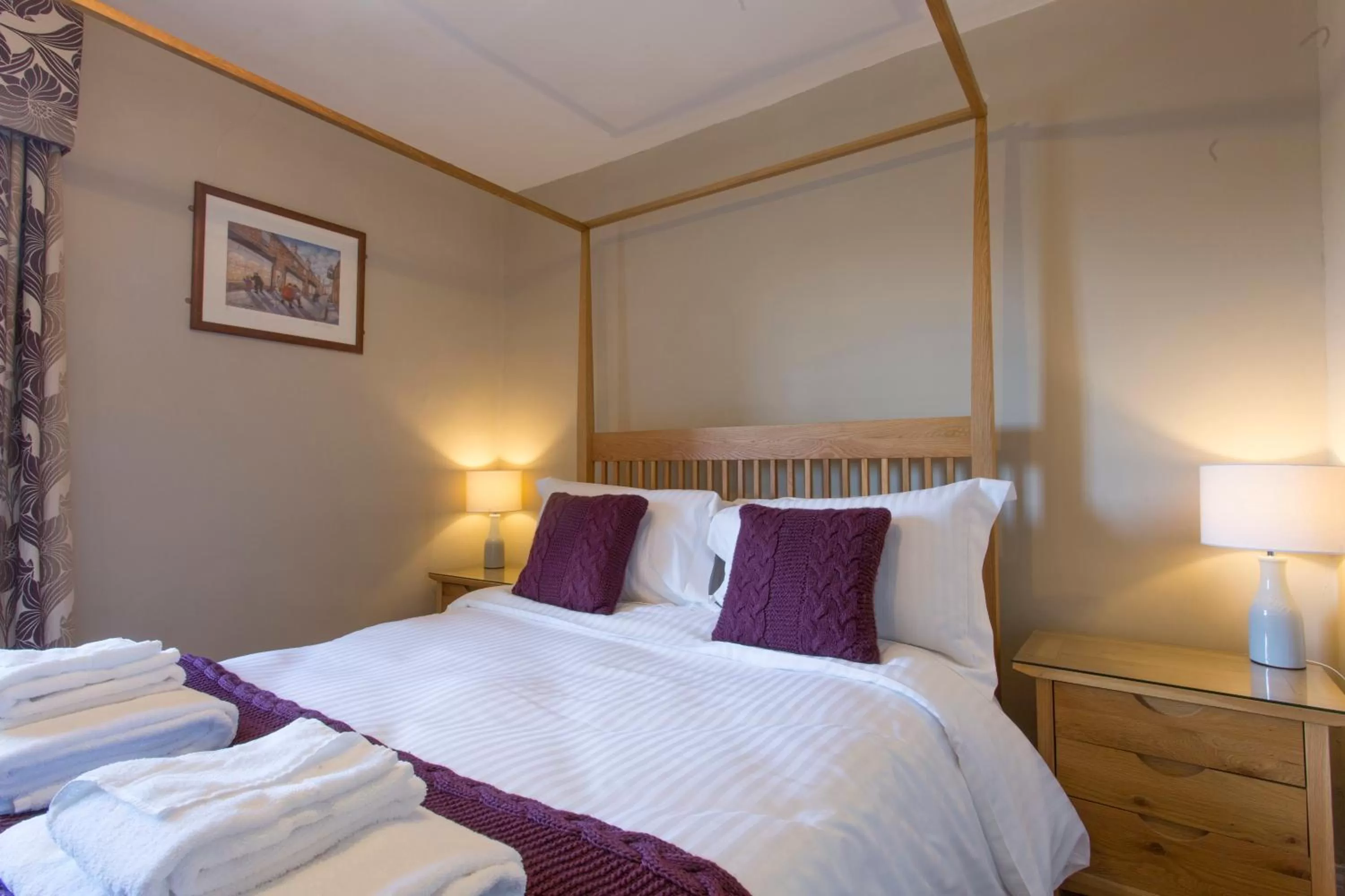 Bed in The Wheatsheaf Hotel