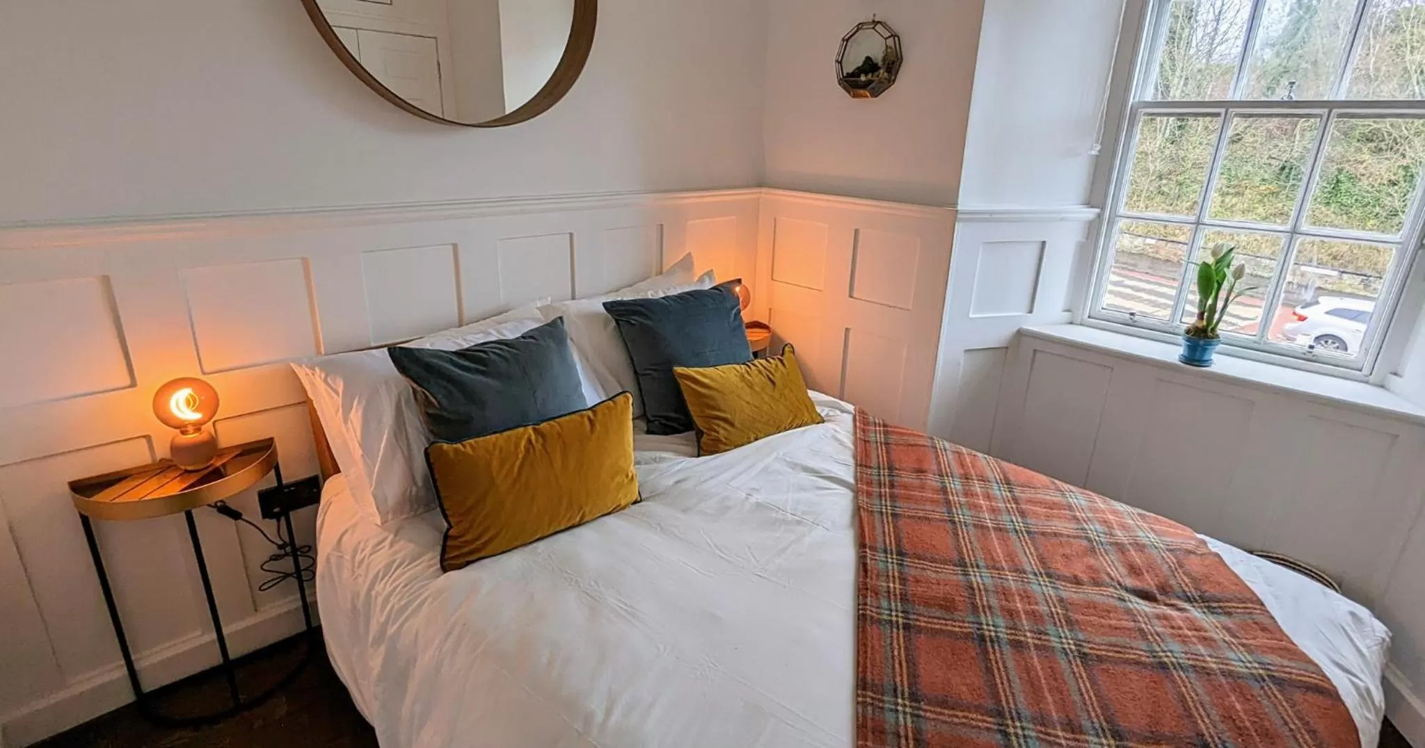 Bedroom, Bed in Slateford House 1770 Luxury Aparthotel by The House of Danu