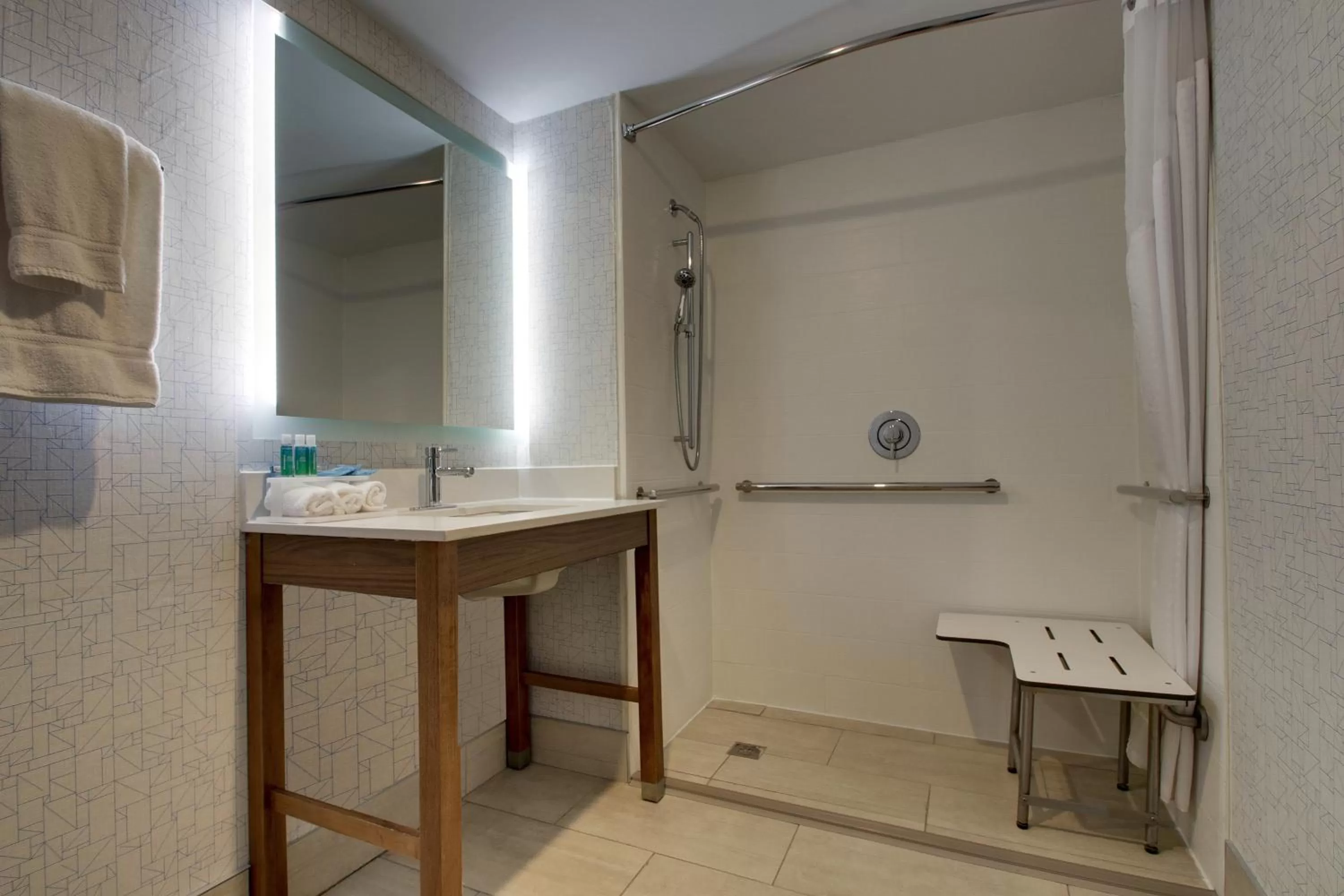 Bathroom in Holiday Inn Express & Suites Wapakoneta by IHG