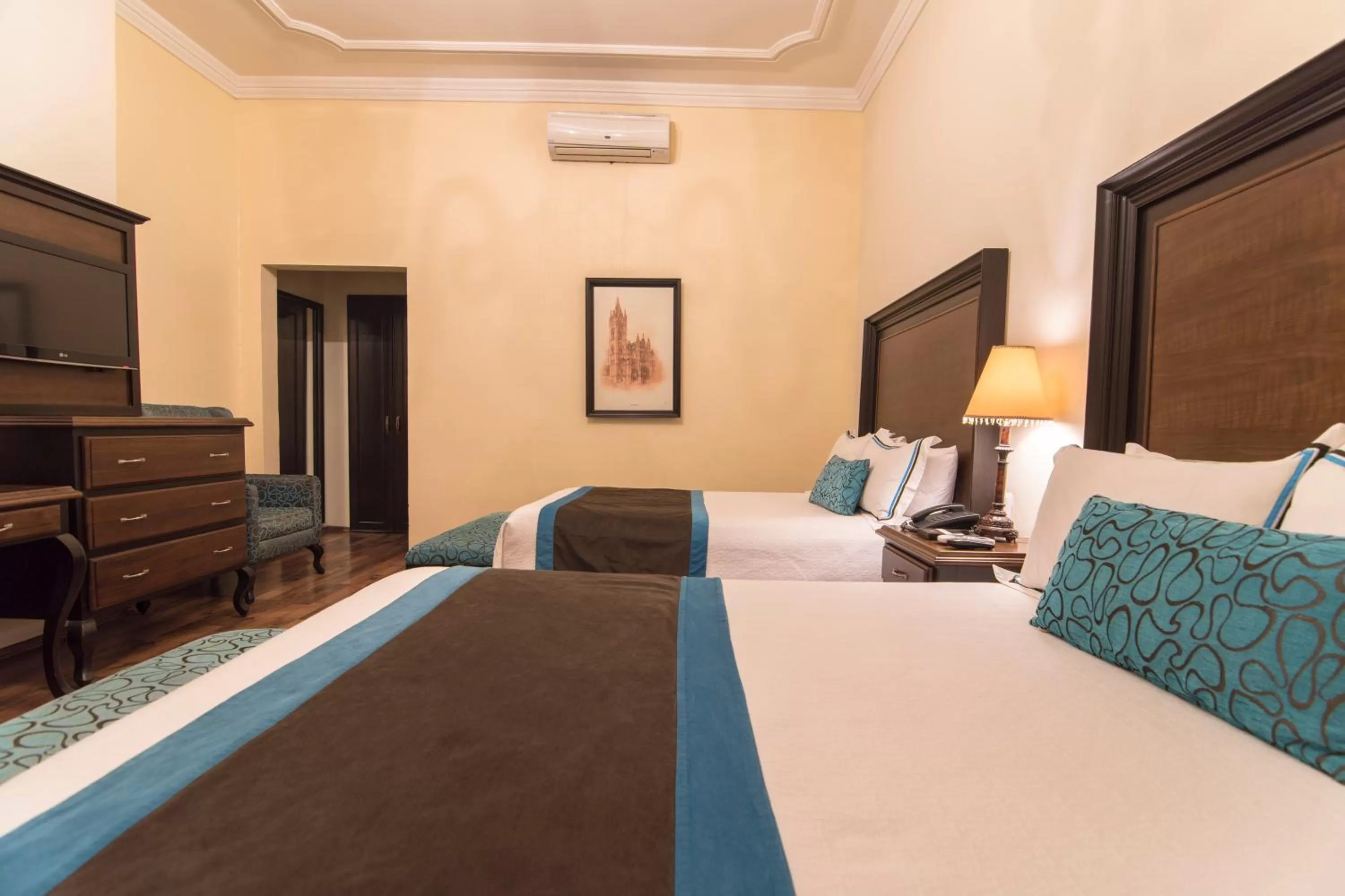 Bedroom, Bed in Hotel Morales Historical & Colonial Downtown Core