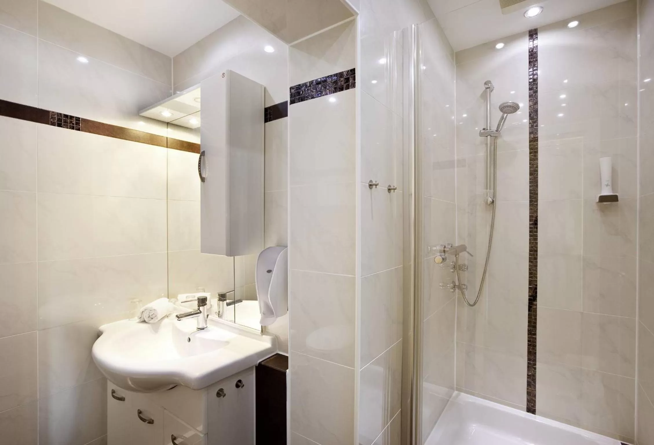 Bathroom in City Apart Hotel Füssen