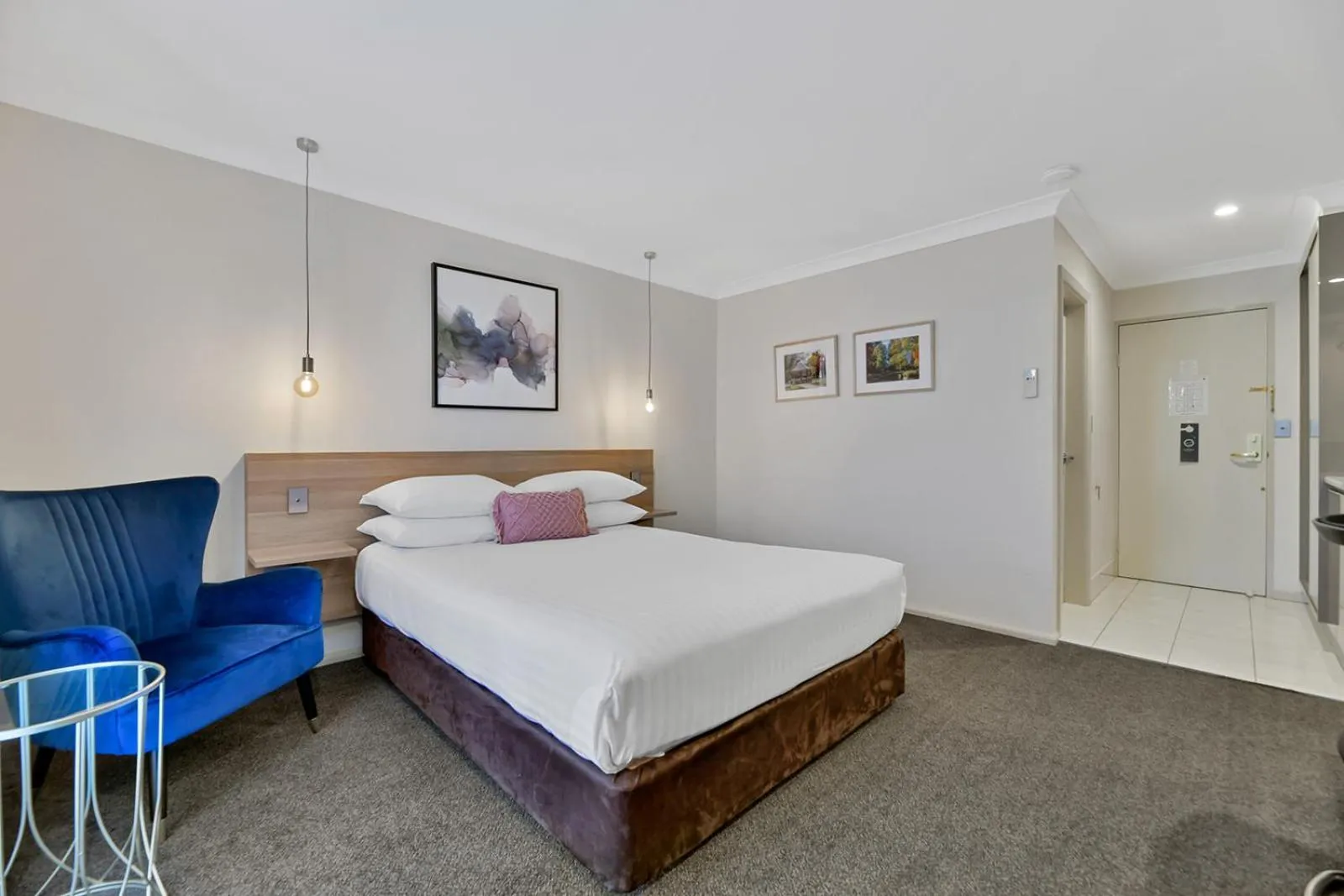 Bed in Central Caleula Motor Lodge