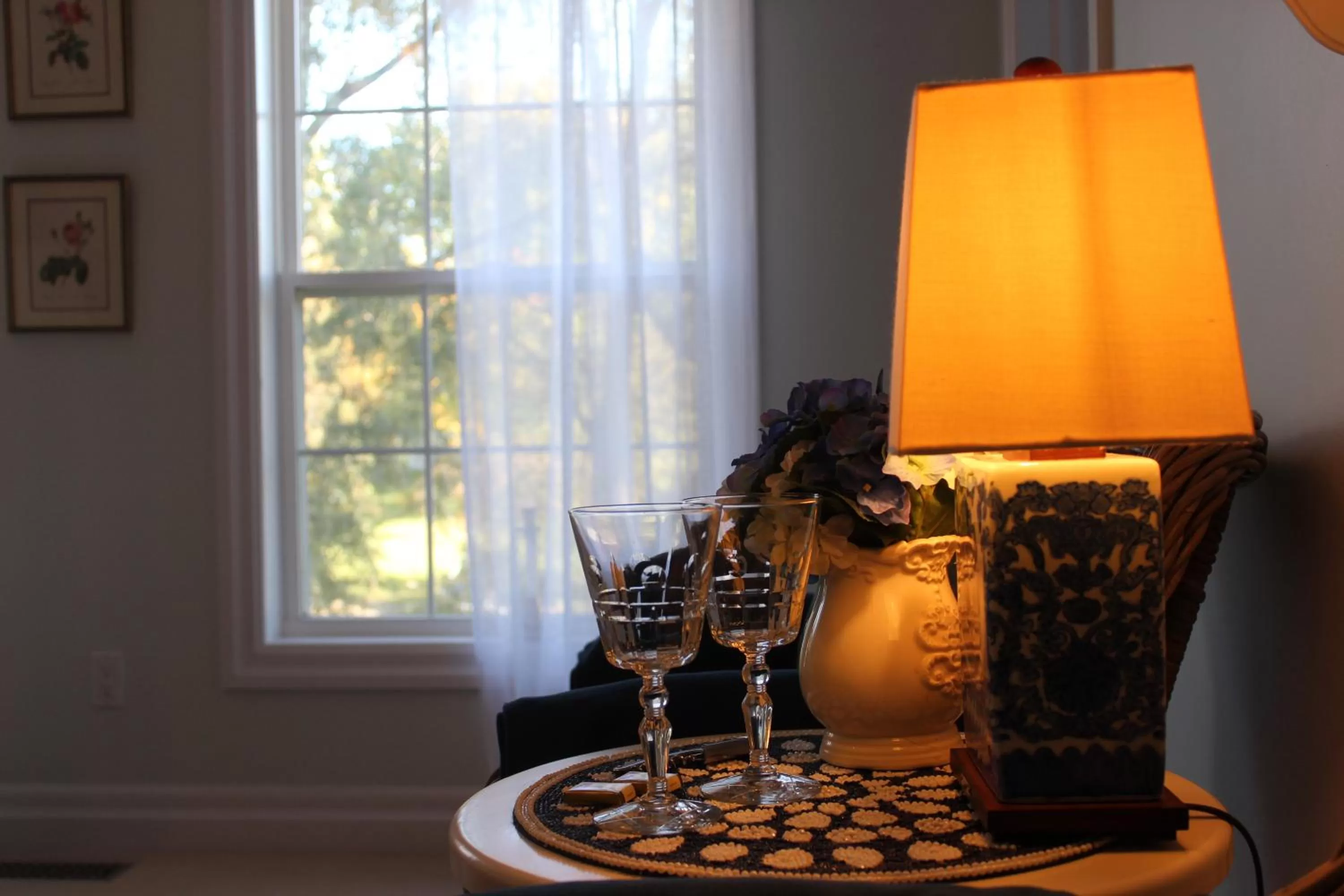 Decorative detail, Drinks in Darlington House Bed and Breakfast