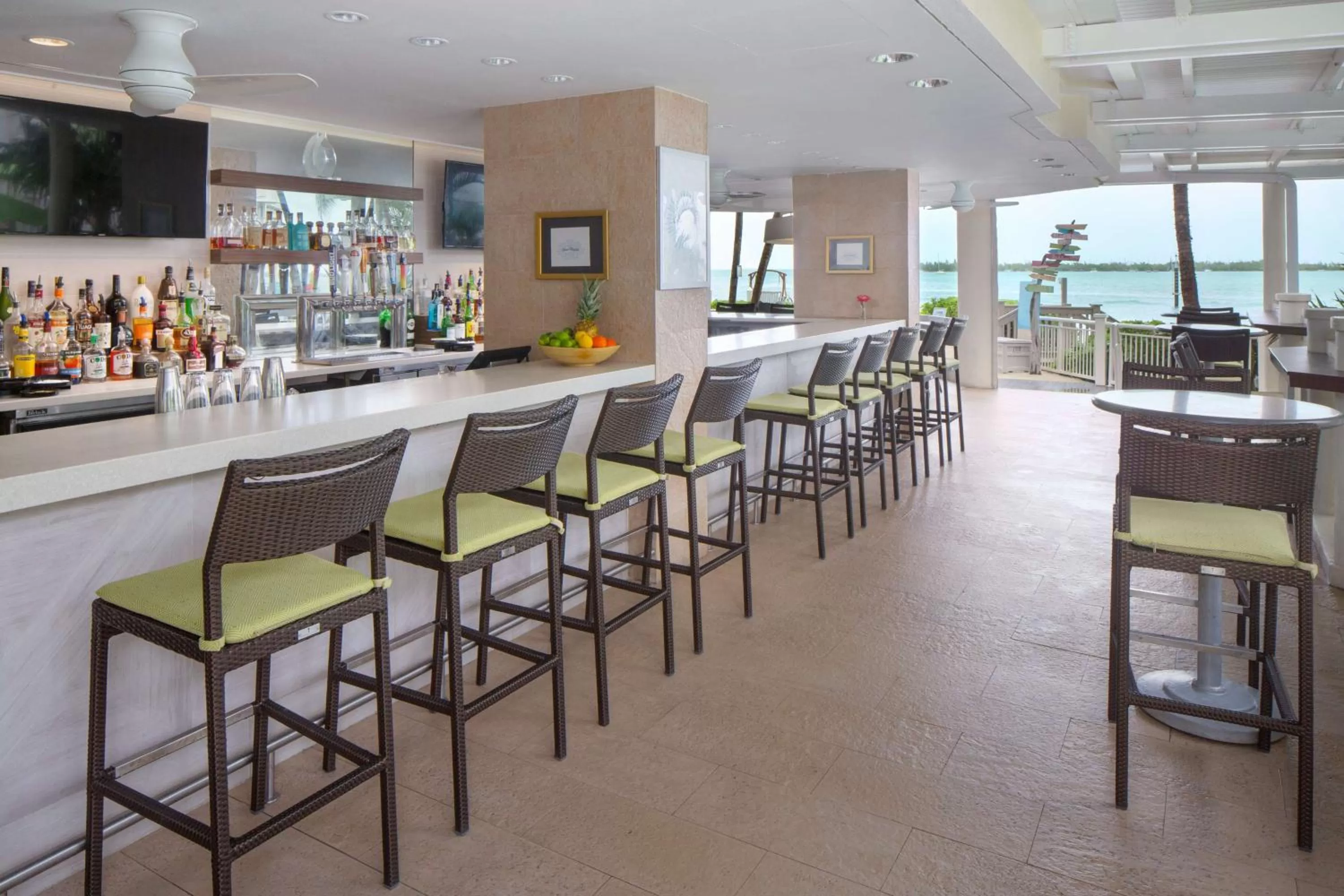 Lounge or bar in Hyatt Centric Key West Resort & Spa