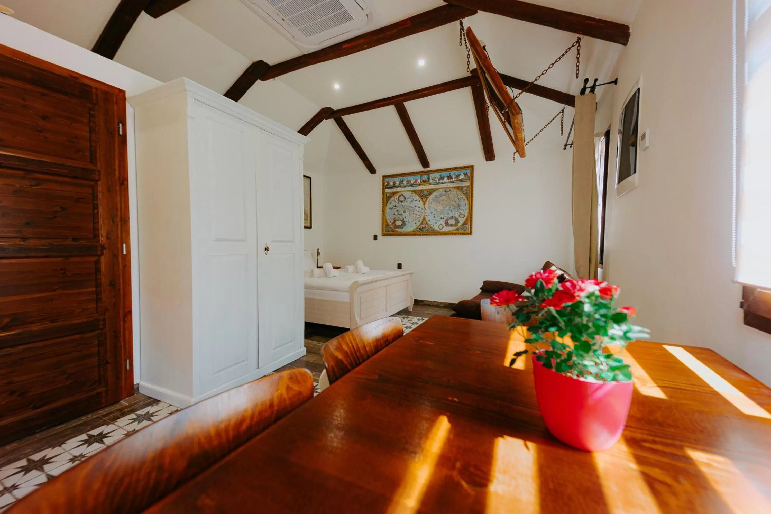 Dining Area in Villa Libosad