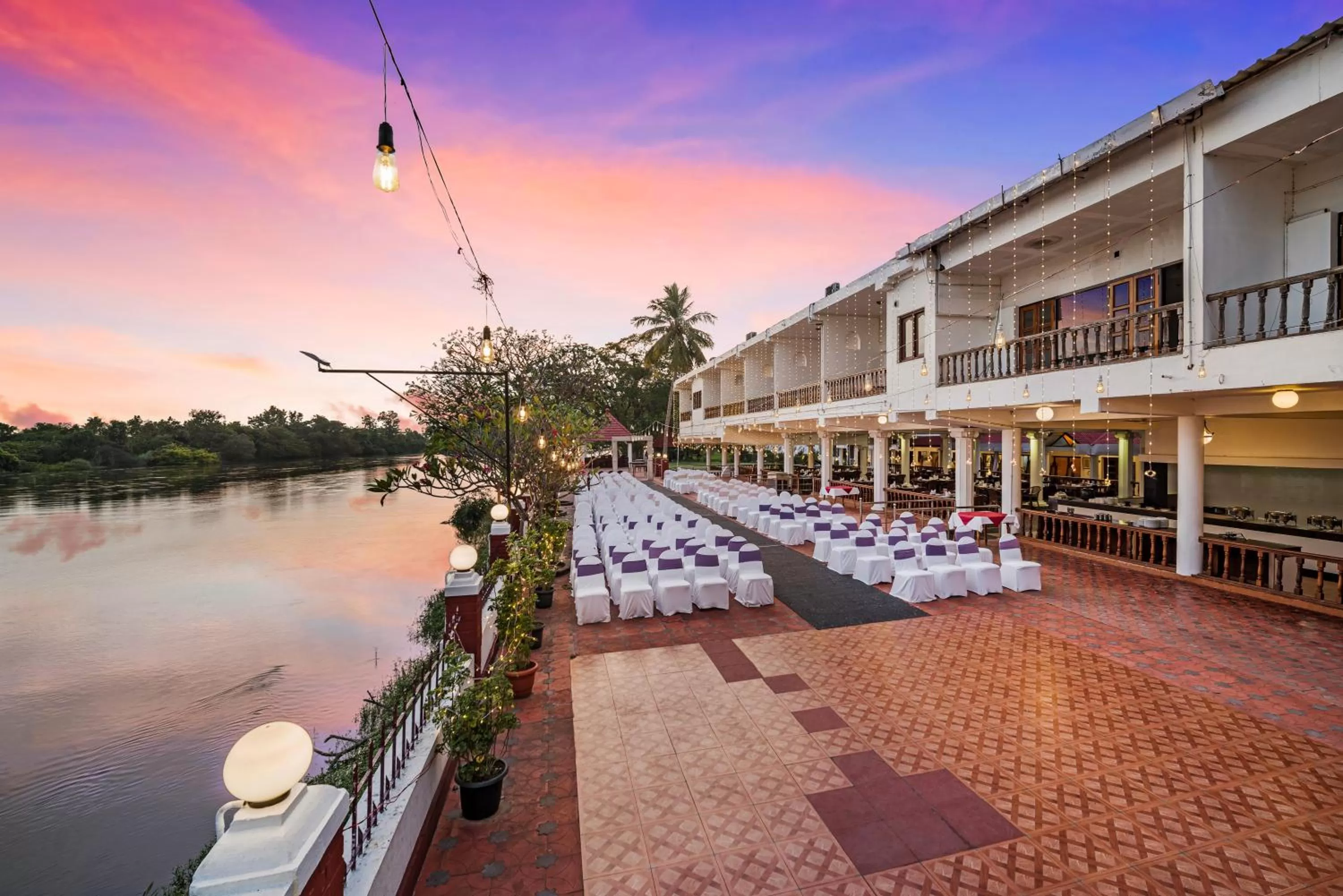 Banquet/Function facilities in GReaT Trails Riverview Thanjavur By GRT Hotels