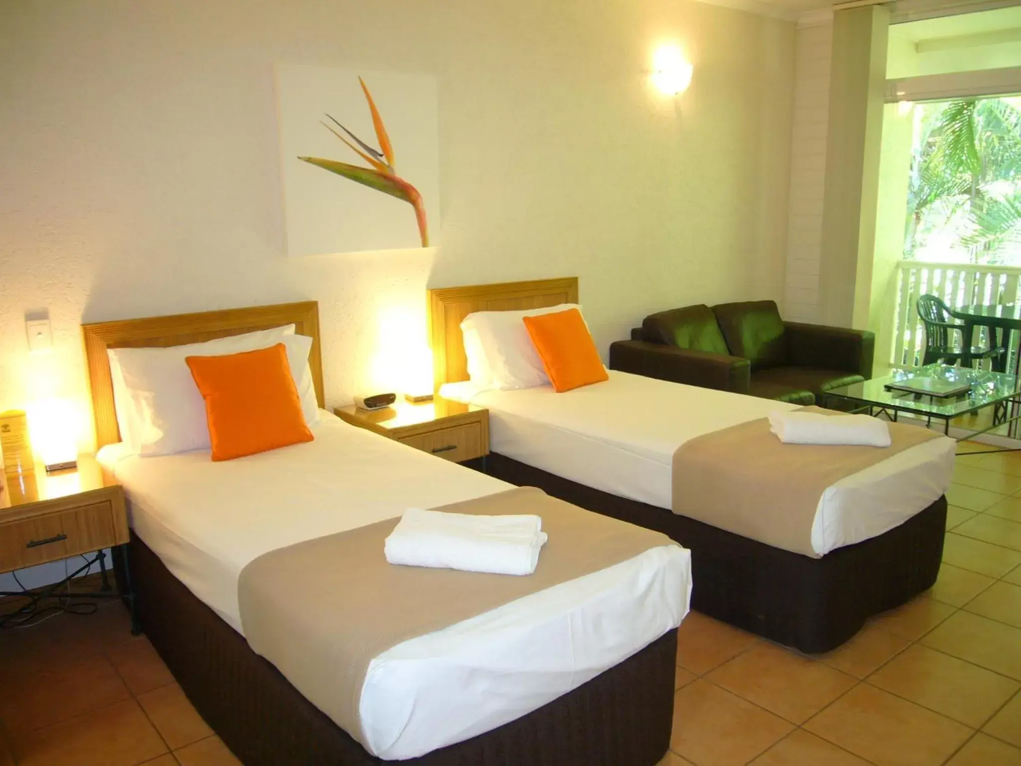 Twin Studio Apartment with Tree View in Port Douglas Retreat Twin Studio Apartment with Tree View in Port Douglas Retreat