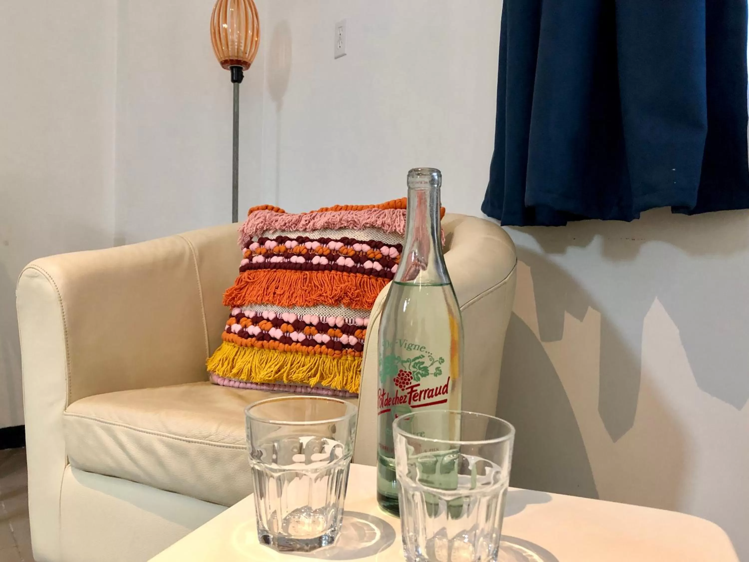 Seating area in Holland Lodge Paramaribo