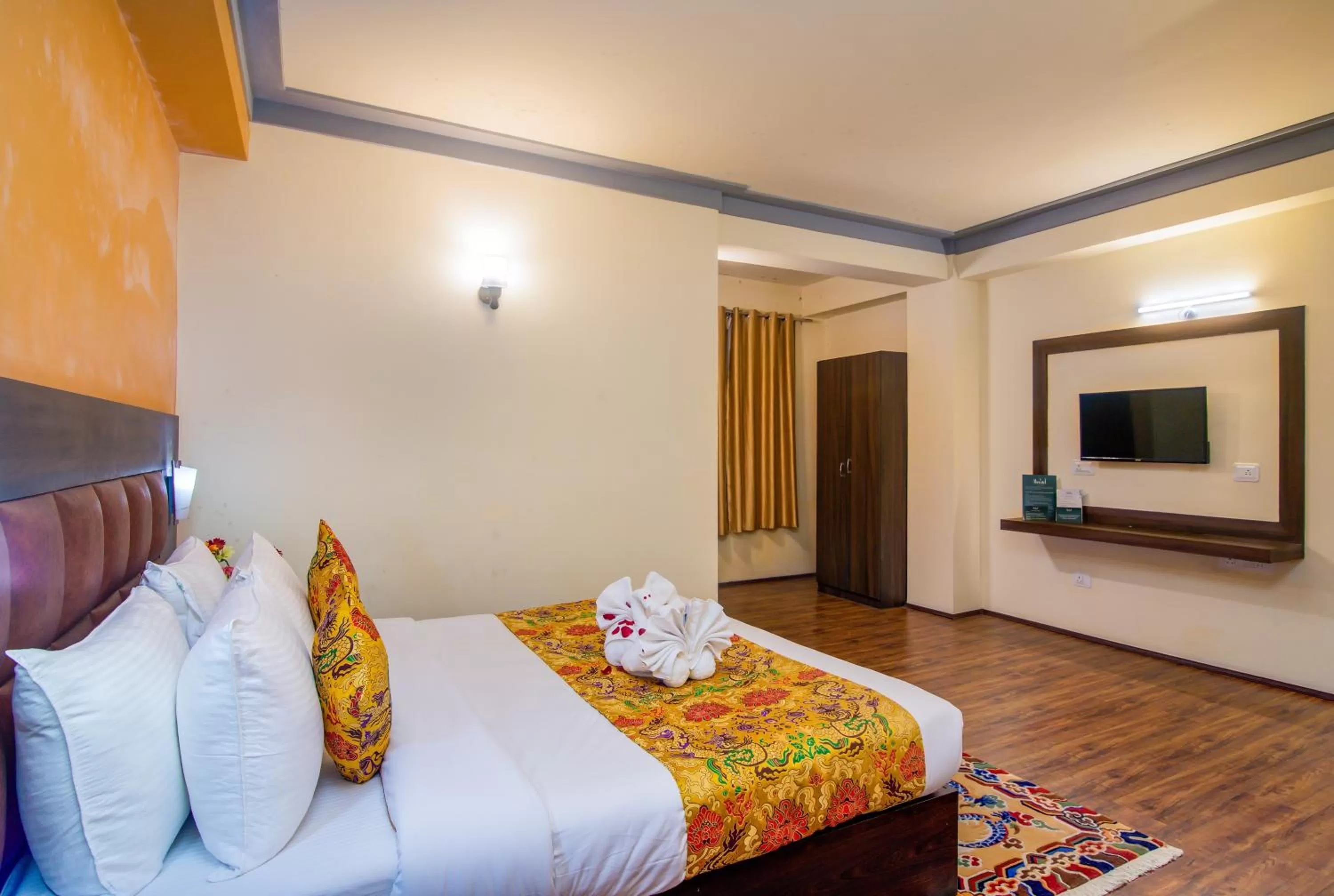 Photo of the whole room, Bed in Muscatel Grand Silkroute - 300 Mts from MG Marg