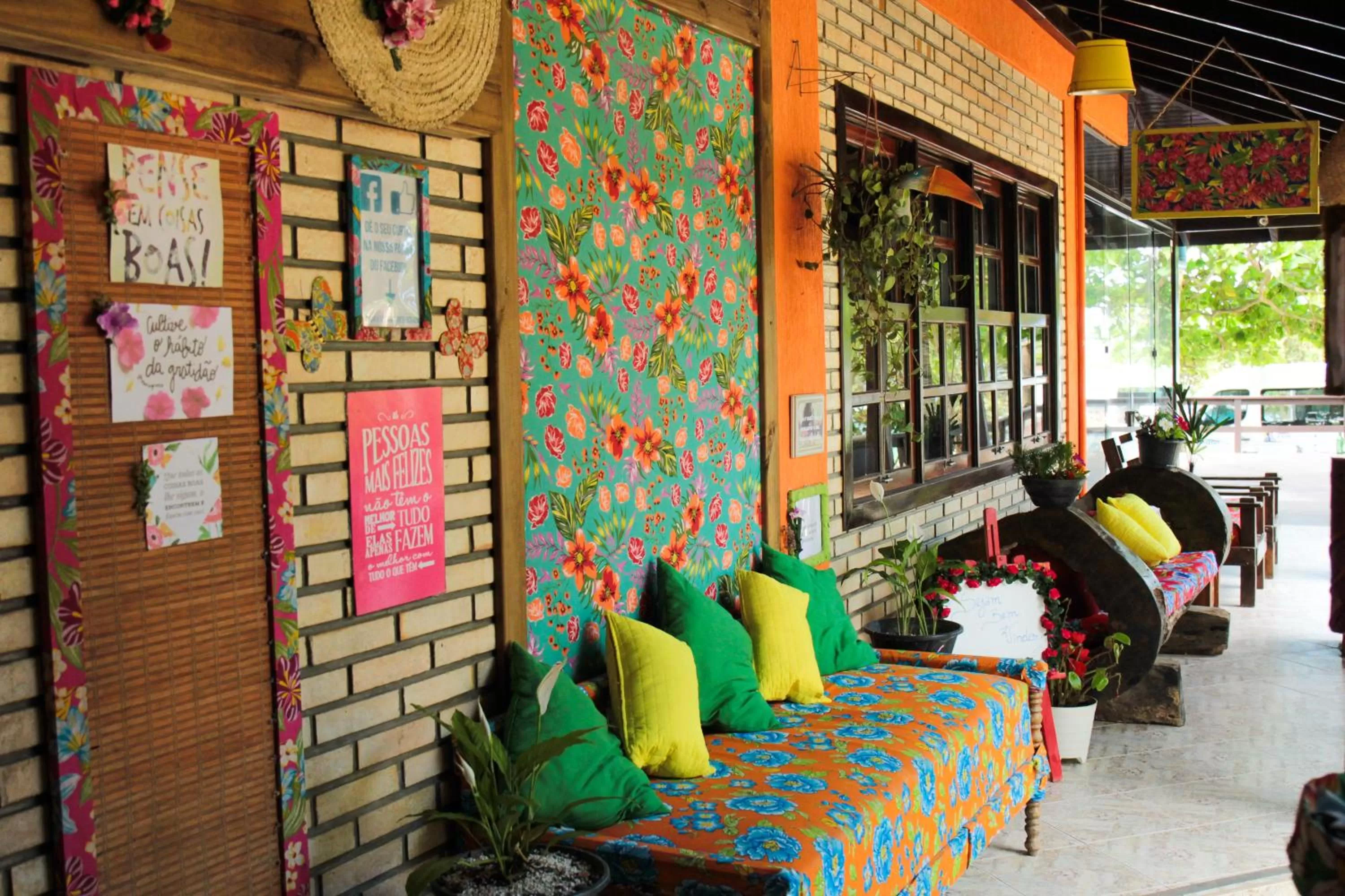 Lobby or reception in Pousada OceAnas Frente Mar Estaleiro