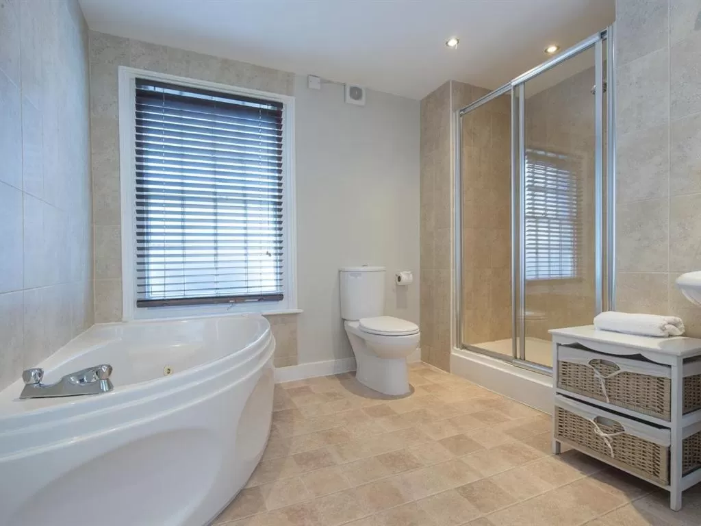 Bathroom in The Boathouse