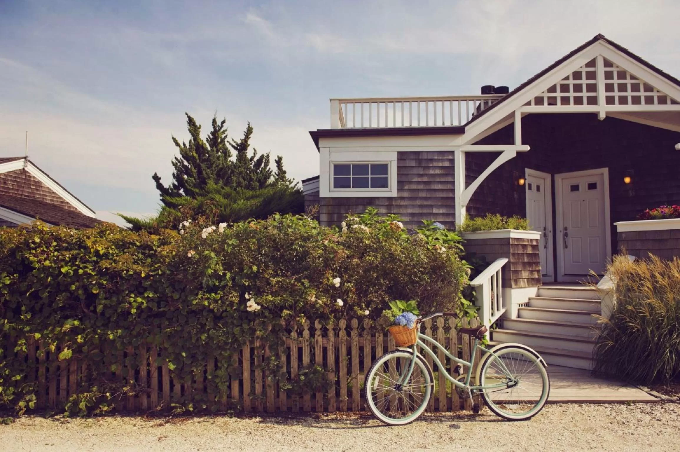 Property building in Castle Hill Inn