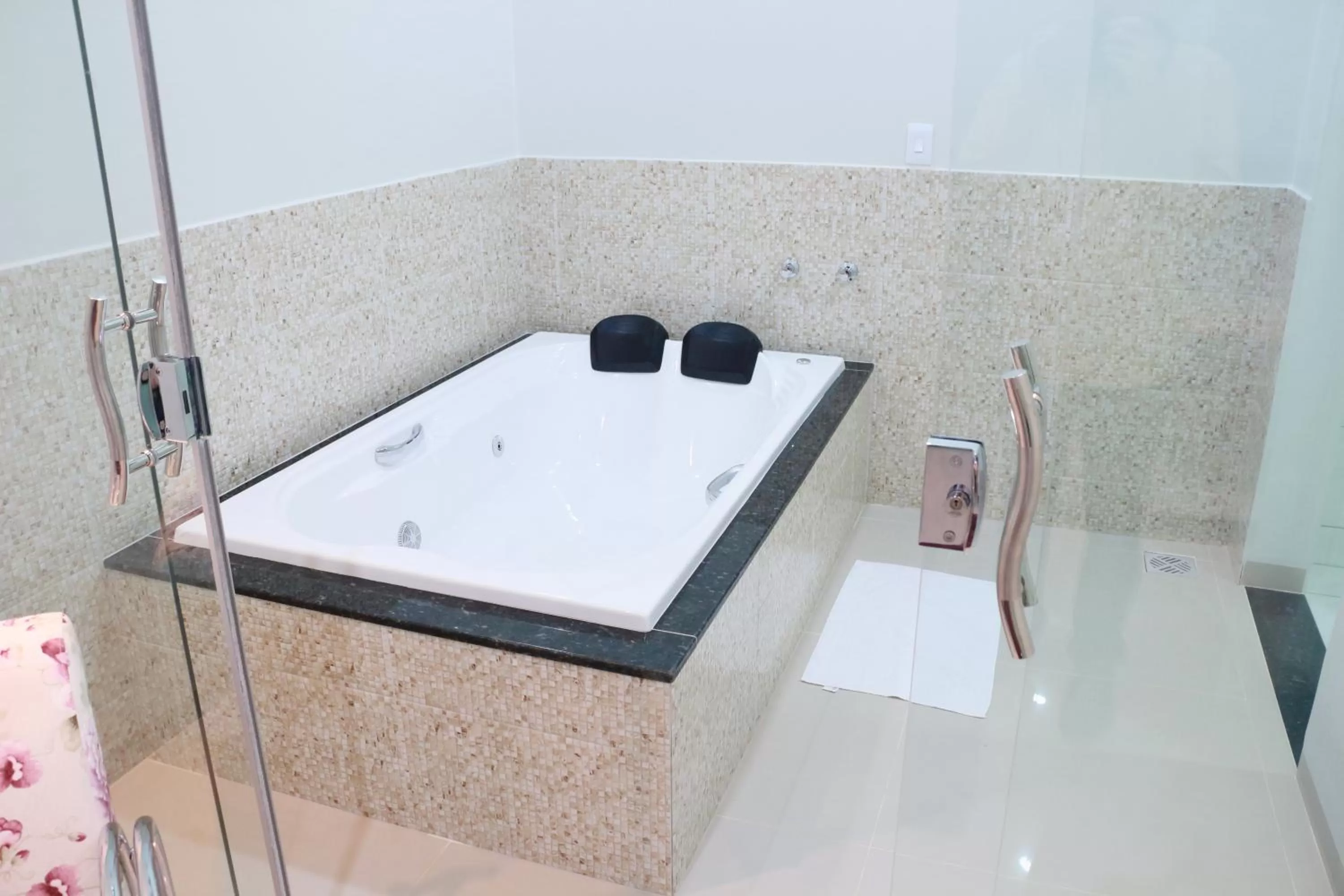 Bathroom in Hotel e Locadora Vizon