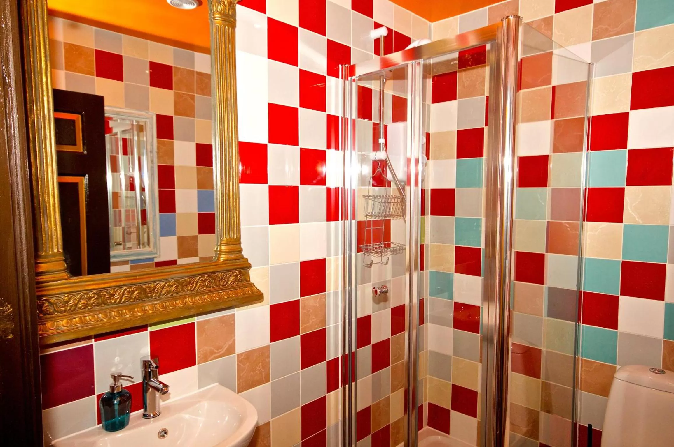 Bathroom in Fifteens of Chester