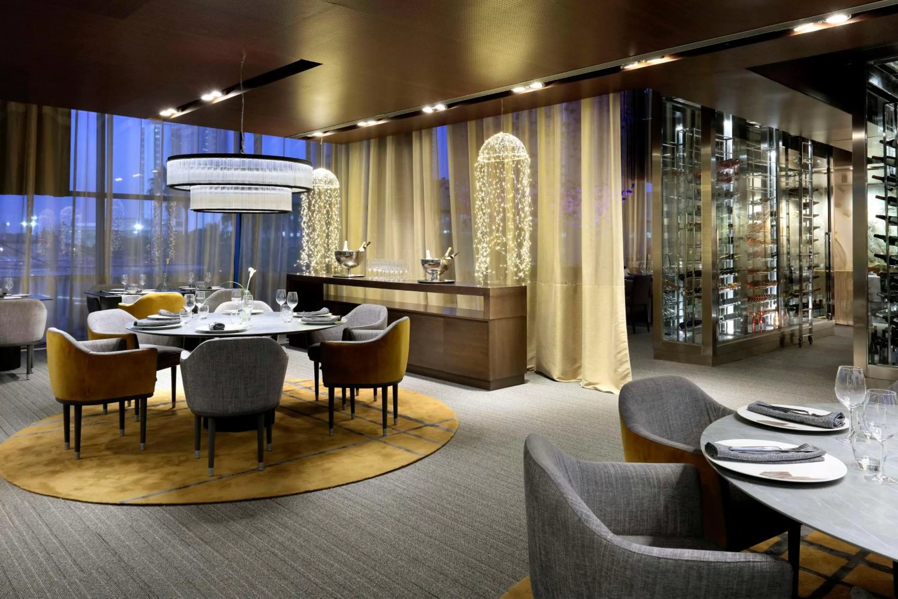 Restaurant/places to eat in Hyatt Regency Barcelona Tower